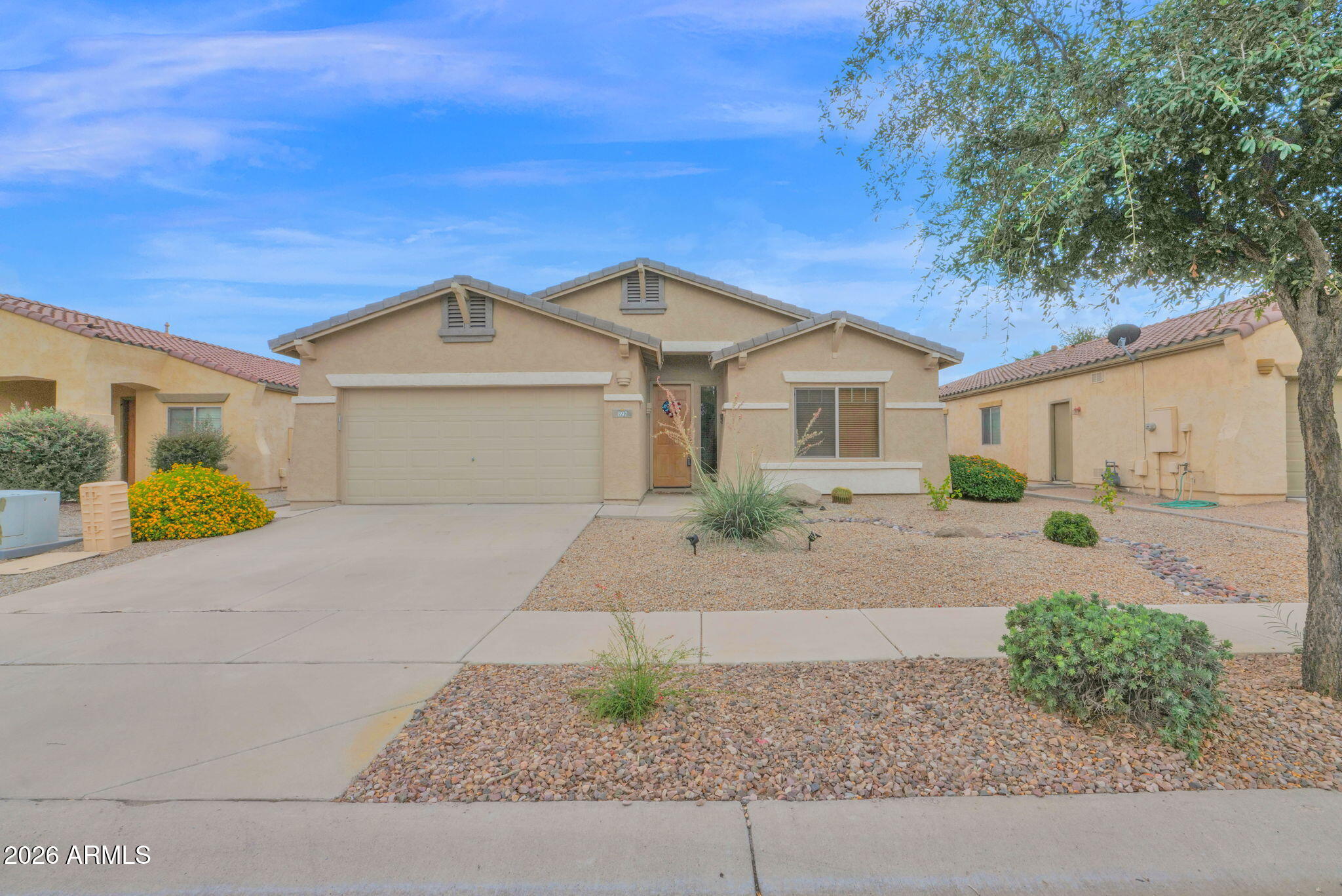 897 E INDIAN WELLS Place