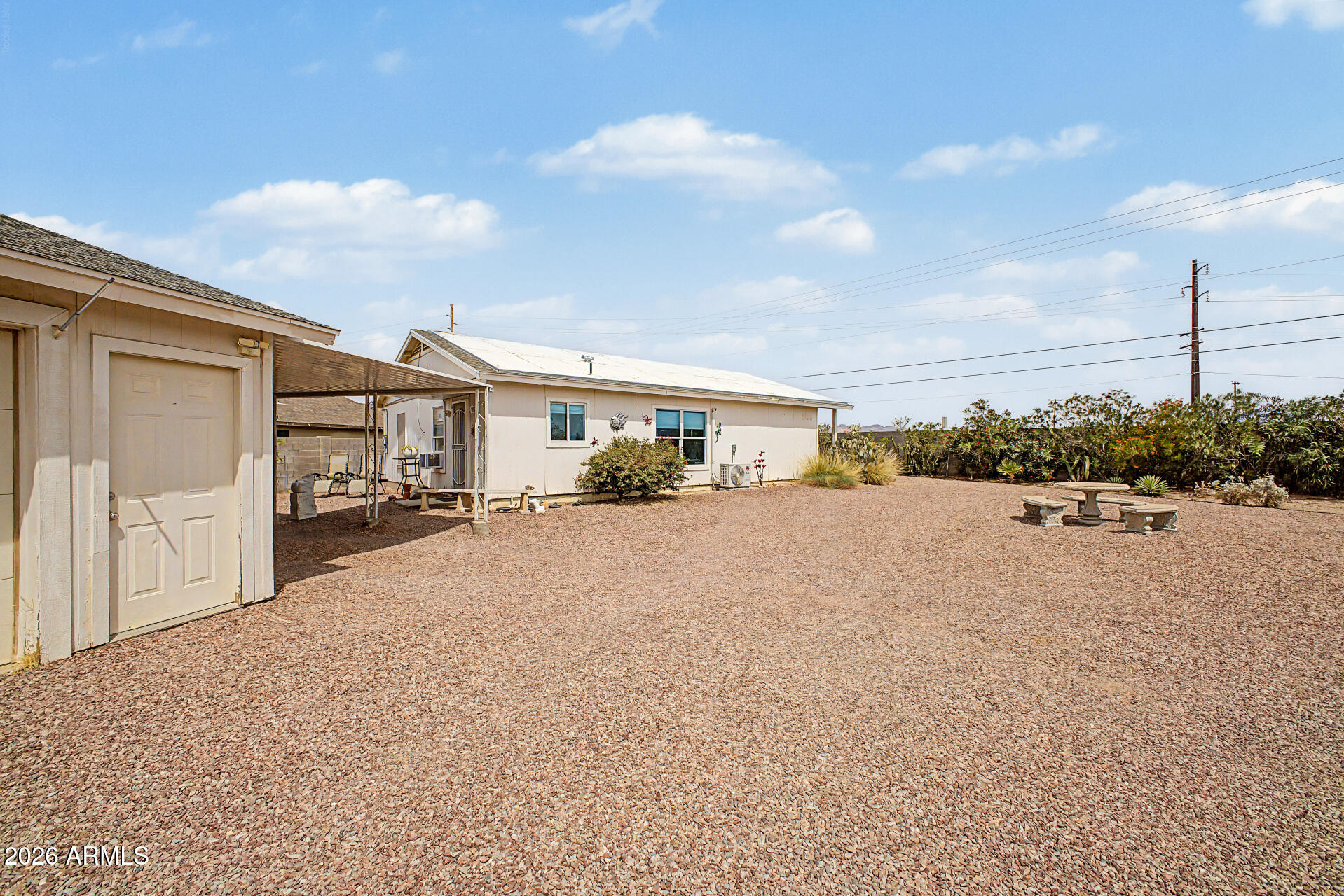 836 S ROYAL PALM Road