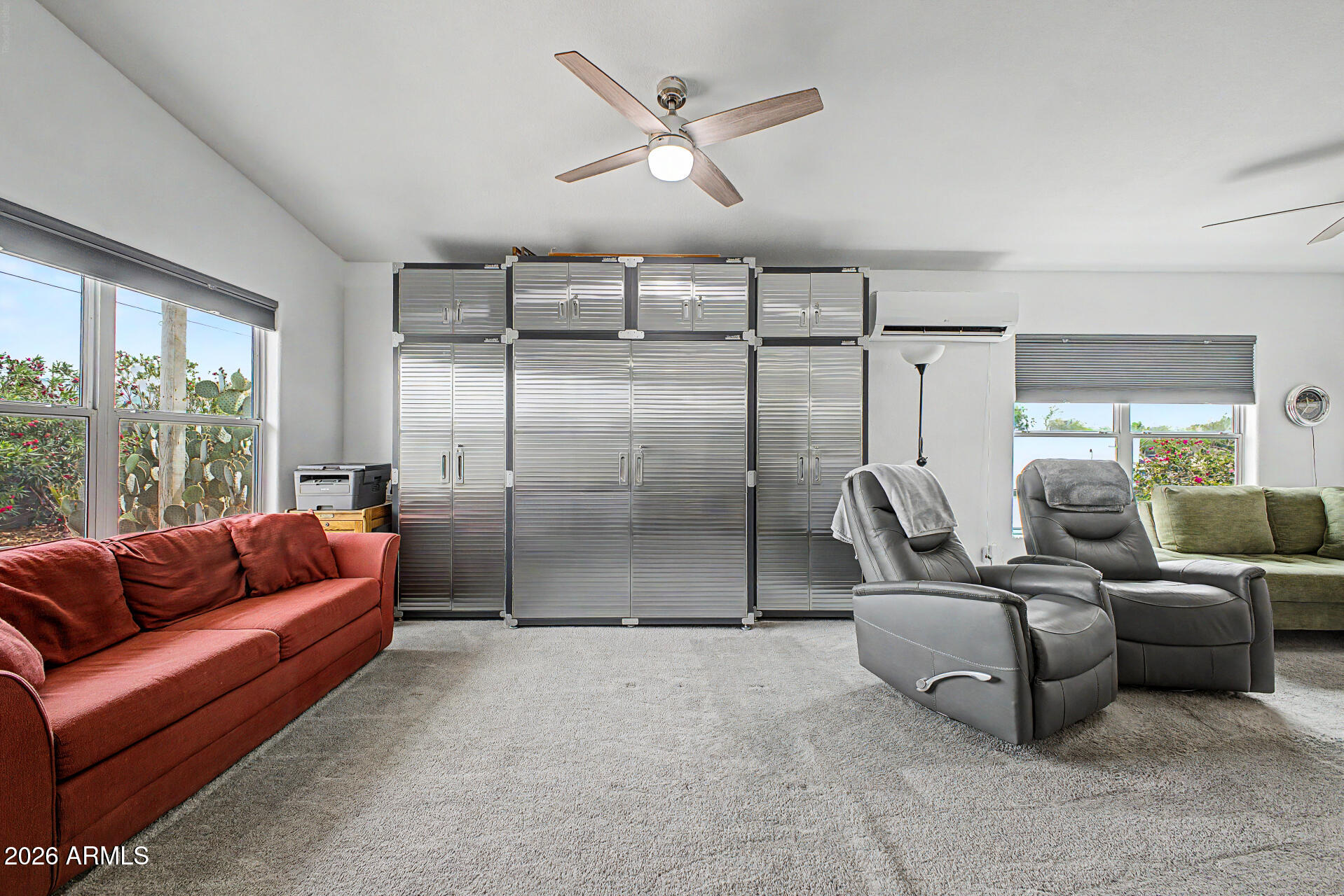 PALM SPRINGS UNIT FIVE - Residential