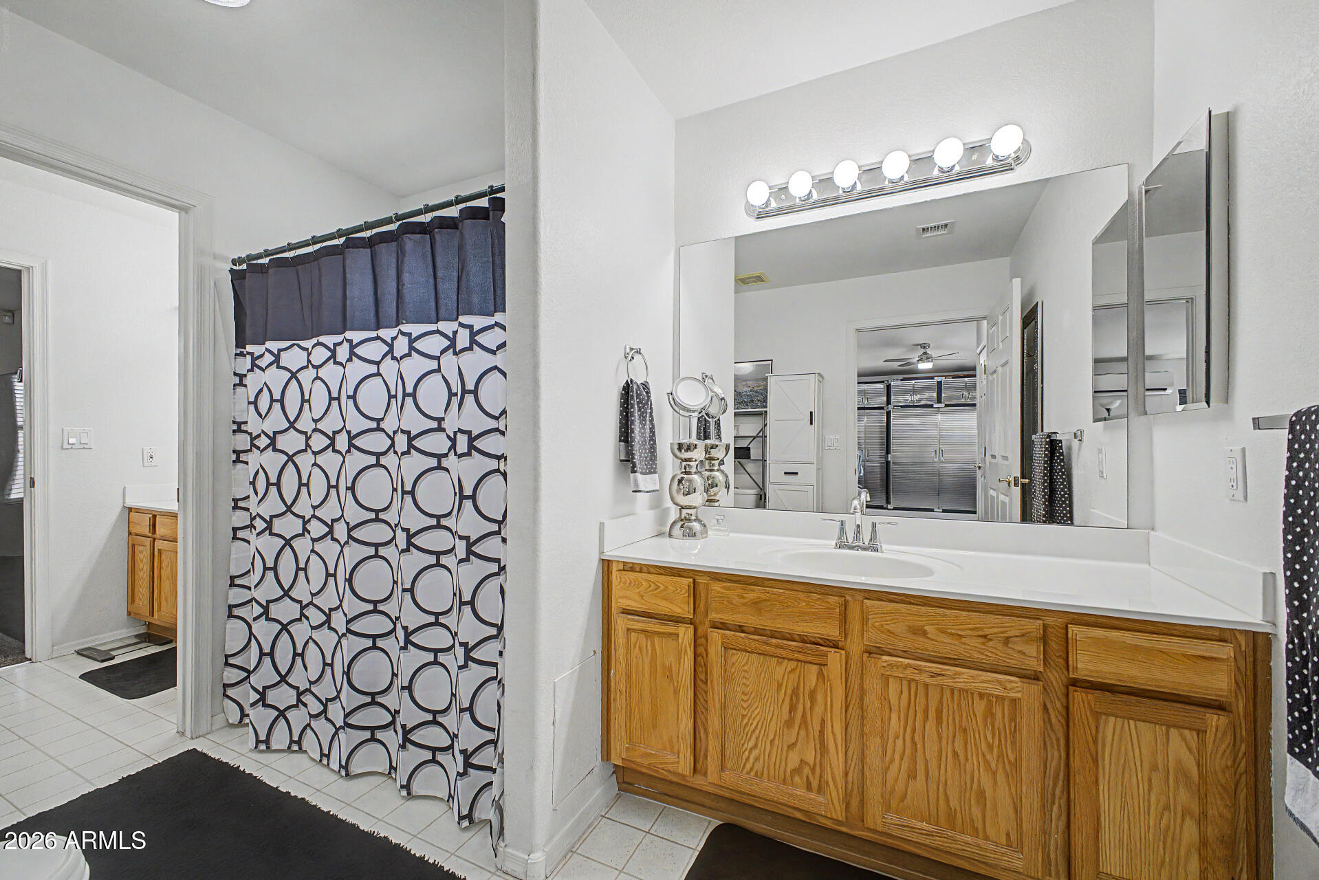 PALM SPRINGS UNIT FIVE - Residential