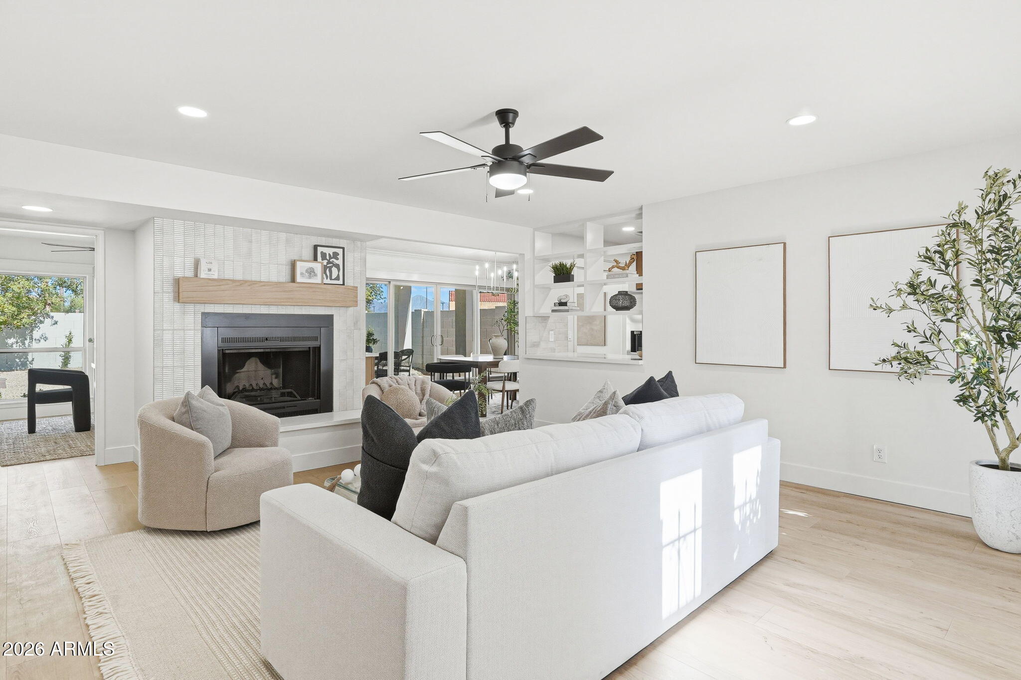 8770 E VIA DE VIVA --