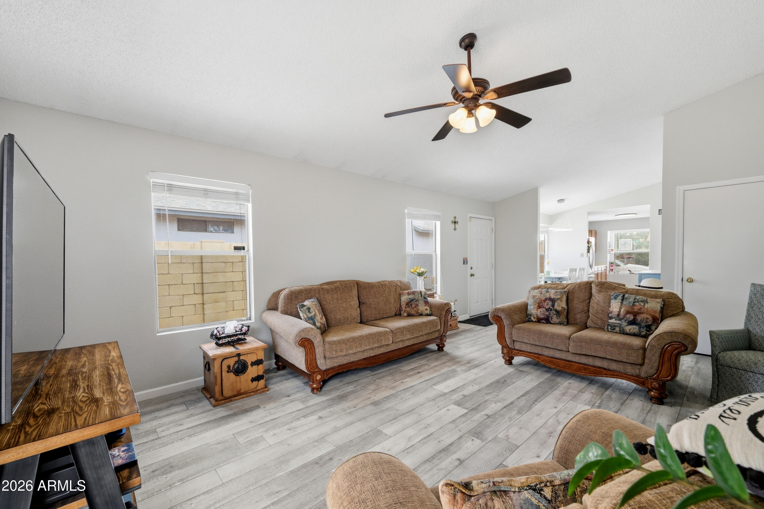 8962 N 64TH Lane