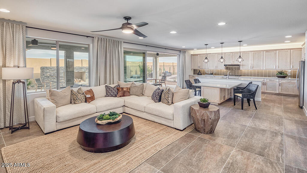 Homes for Sale in Queen Creek Arizona 4 39658 N TRAJEN Place