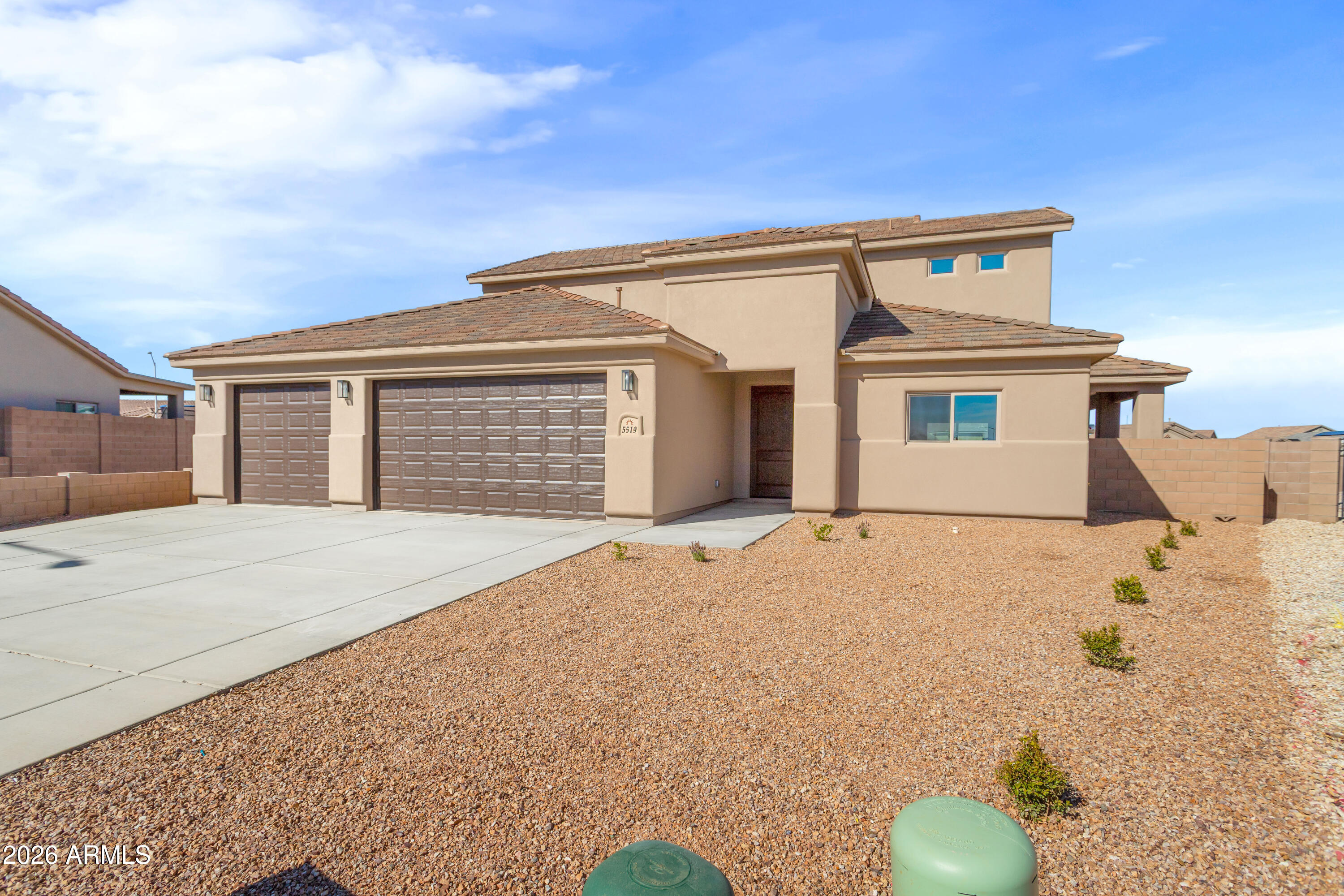 5519 Desert Willow Loop