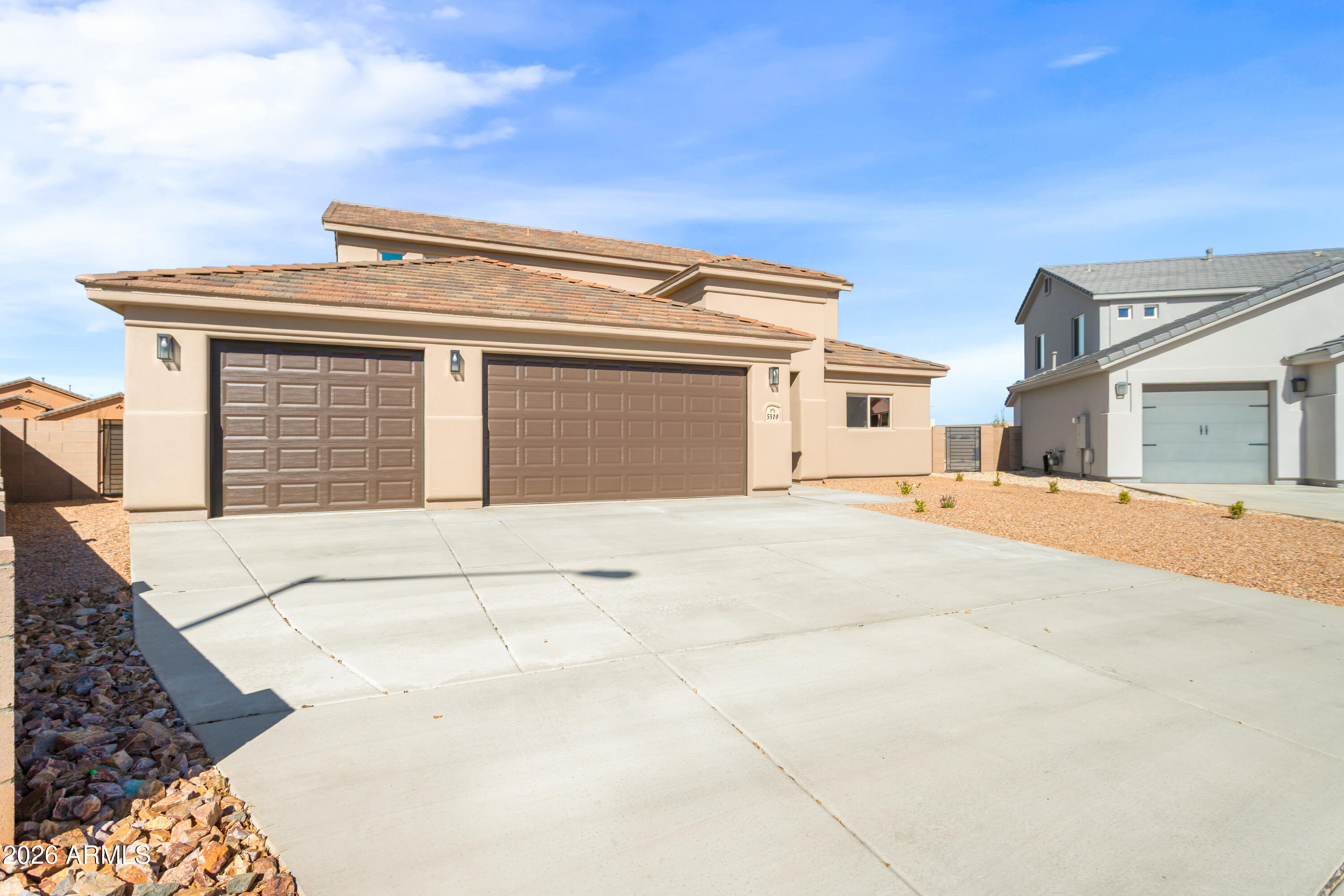 5519 Desert Willow Loop