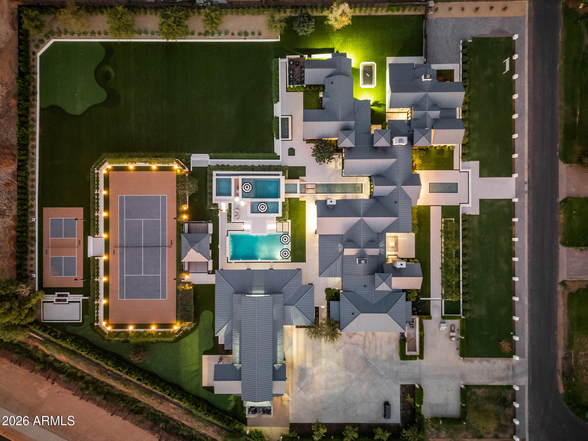 2620 E PALO VERDE Street