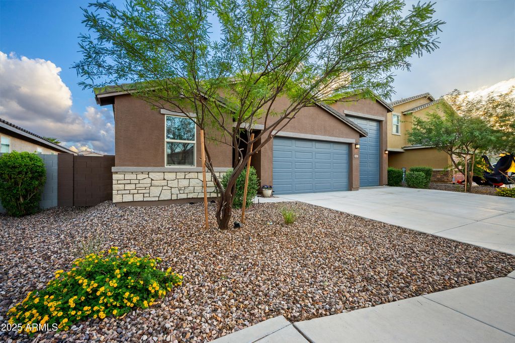 Photo of 4547 W Suncup Drive, San Tan Valley, AZ 85144 (MLS # 6933388)
