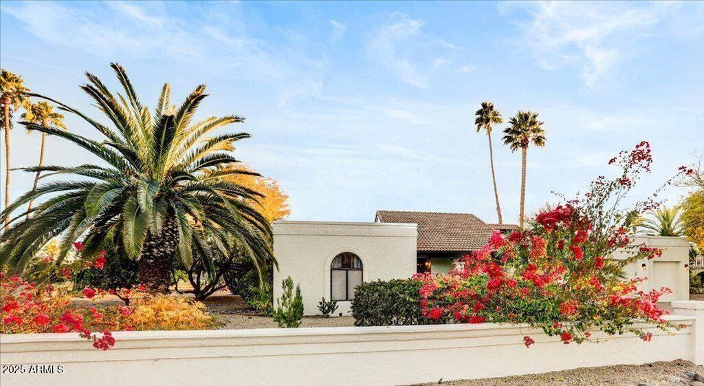 Photo of 18727 E Avenida Del Ray, Rio Verde, AZ 85263 (MLS # 6917960)