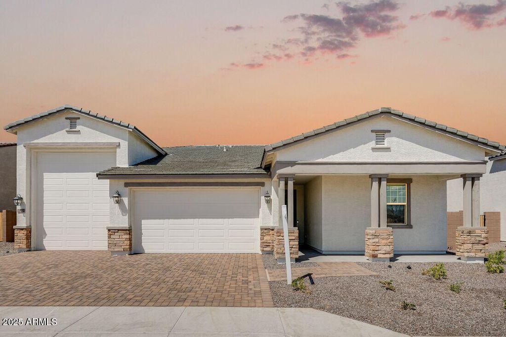 Photo of 17812 W Luke Avenue, Litchfield Park, AZ 85340 (MLS # 6862604)