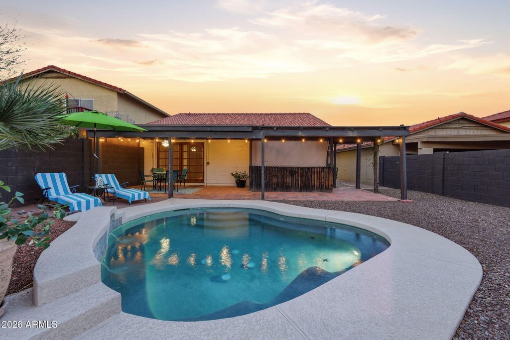 Photo of 4333 E Monte Way, Phoenix, AZ 85044 (MLS # 7028068)
