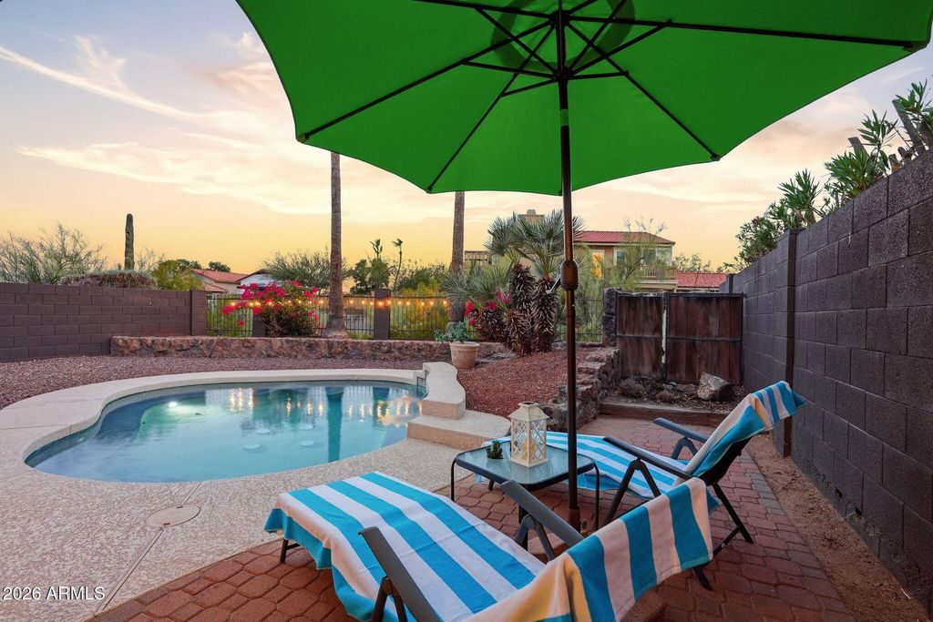 Photo of 4333 E Monte Way, Phoenix, AZ 85044 (MLS # 7028068)