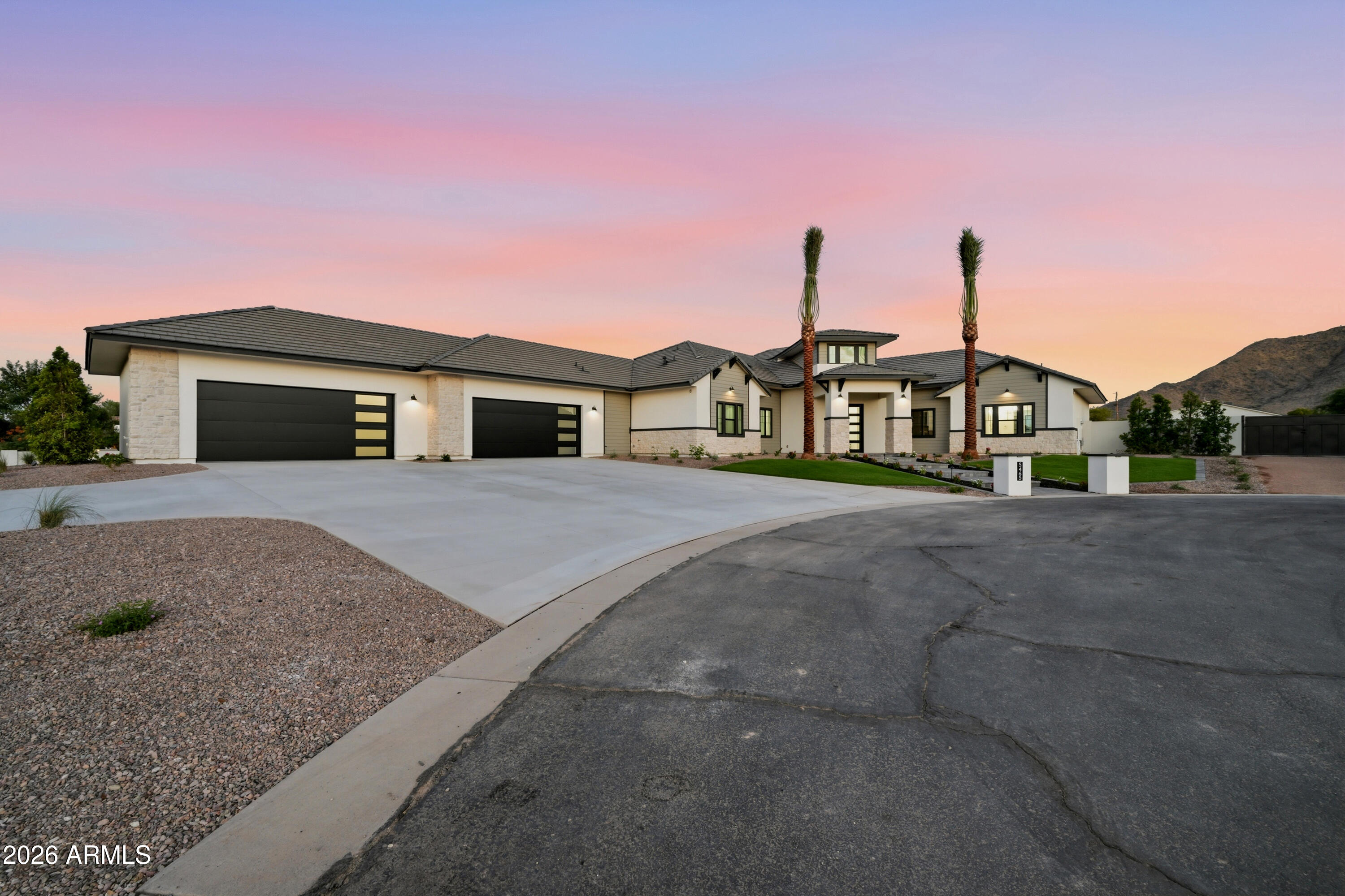 5465 W ENCANTO VERDE --
