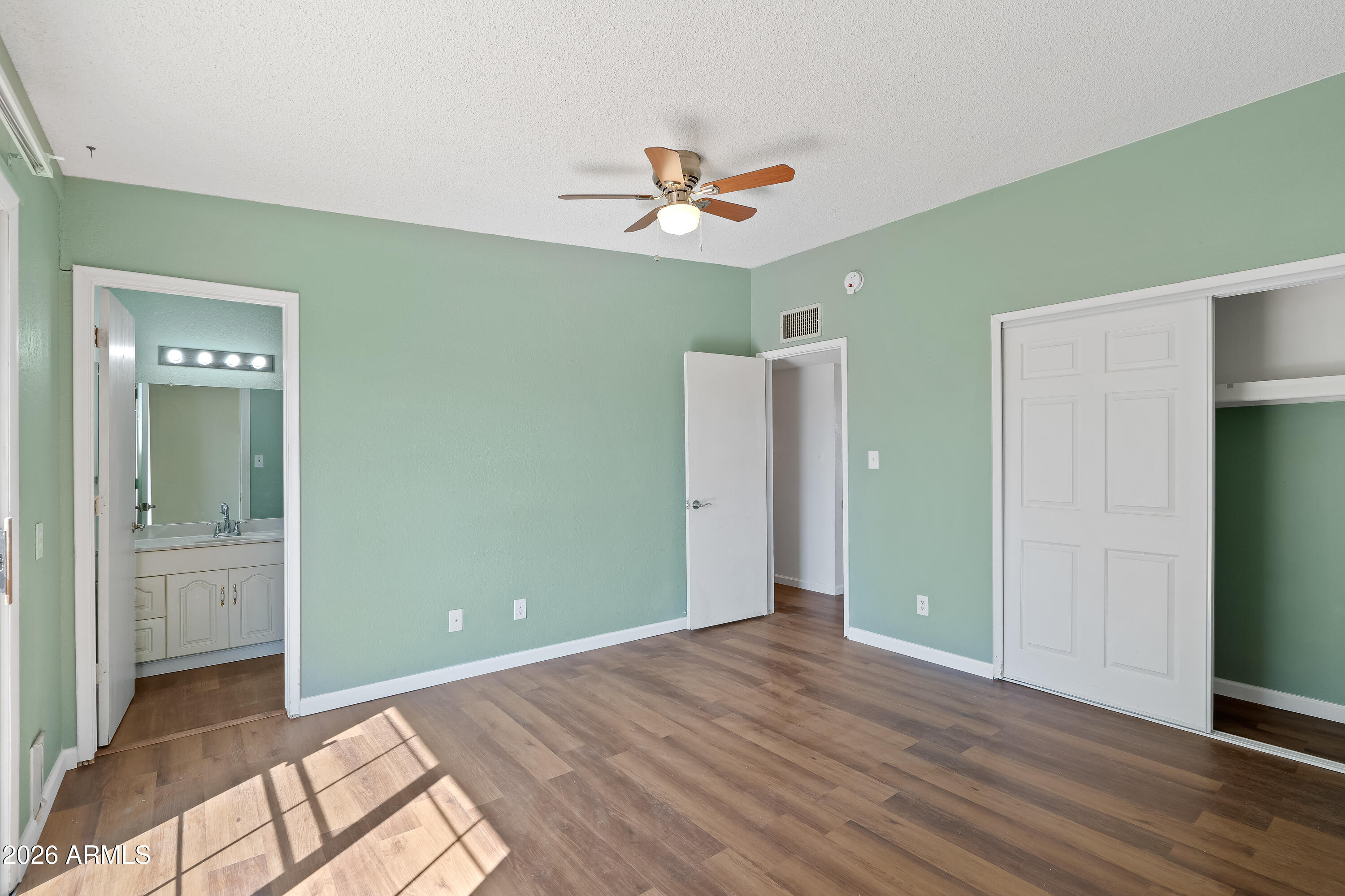 1495 PLAZA VIENTO --