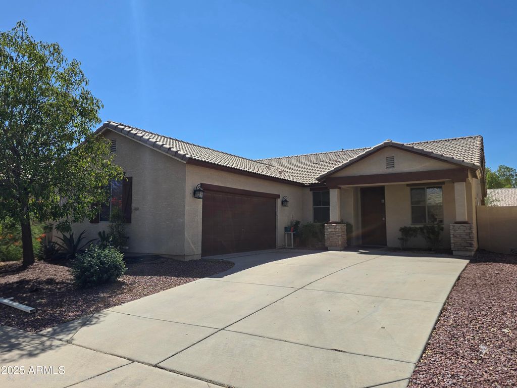 Photo of 18196 N Calacera Street, Maricopa, AZ 85138 (MLS # 6926272)