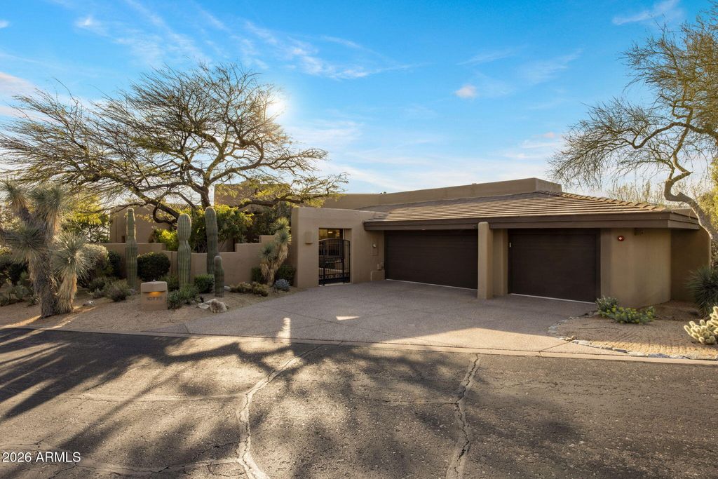 Photo of 10776 E Tamarisk Way, Scottsdale, AZ 85262 (MLS # 6999427)