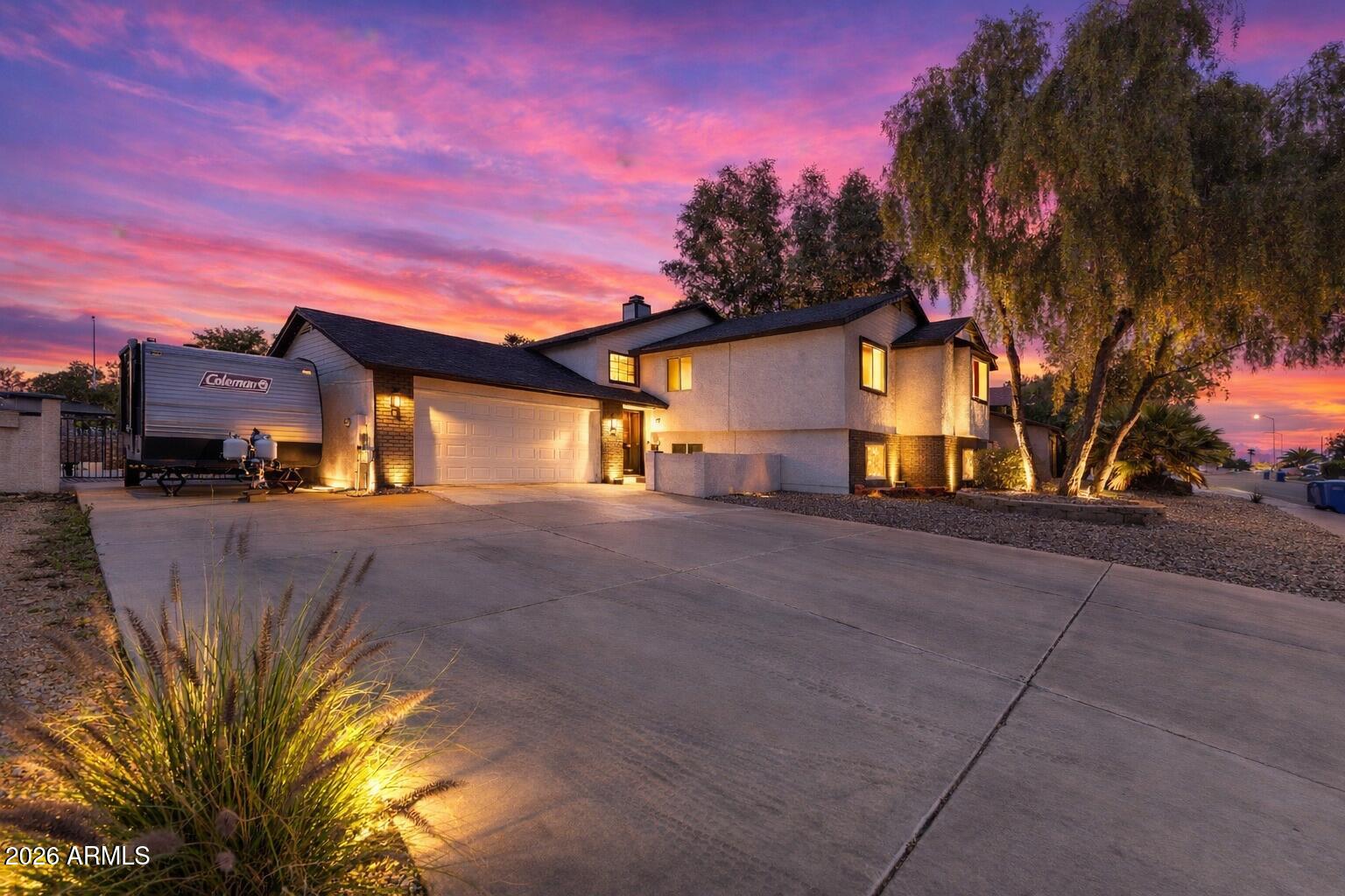 5056 E DALLAS Street