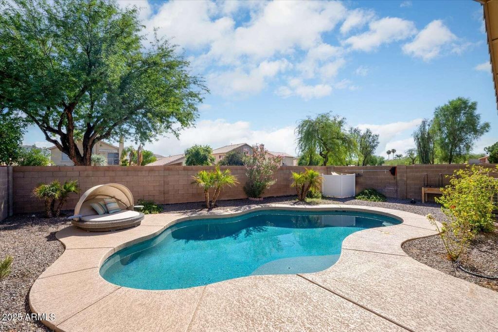 Photo of 149 S Quartz Street, Gilbert, AZ 85296 (MLS # 6930257)