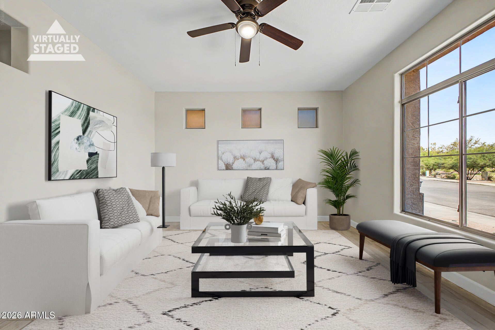 2651 E LE GRAND Loop