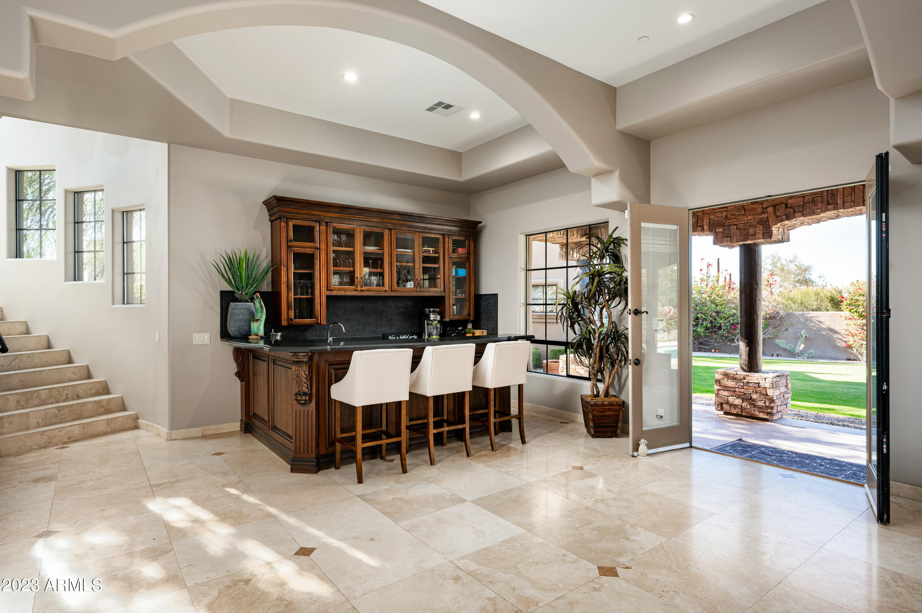 PINNACLE PARADISE - Residential