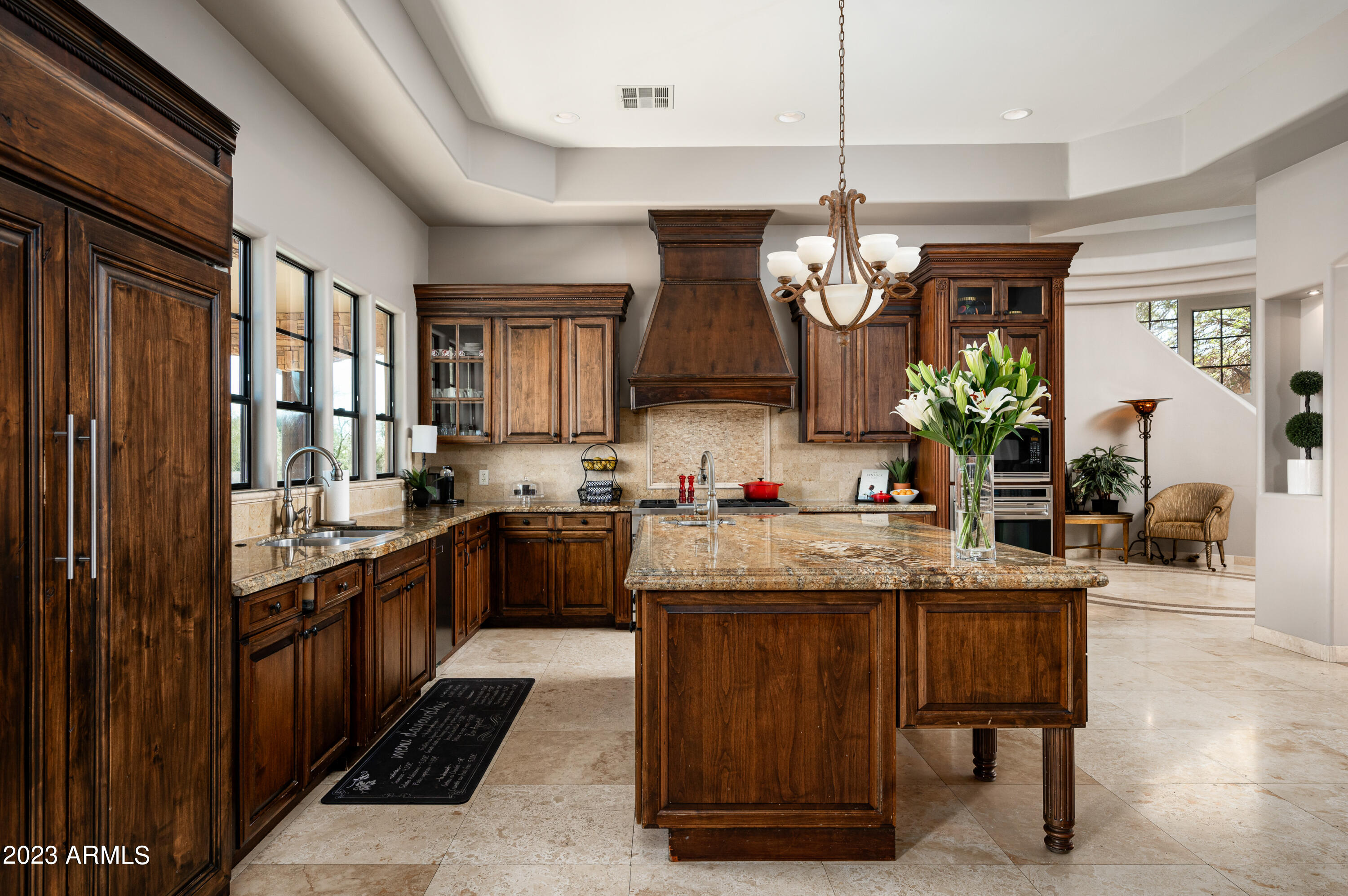 PINNACLE PARADISE - Residential