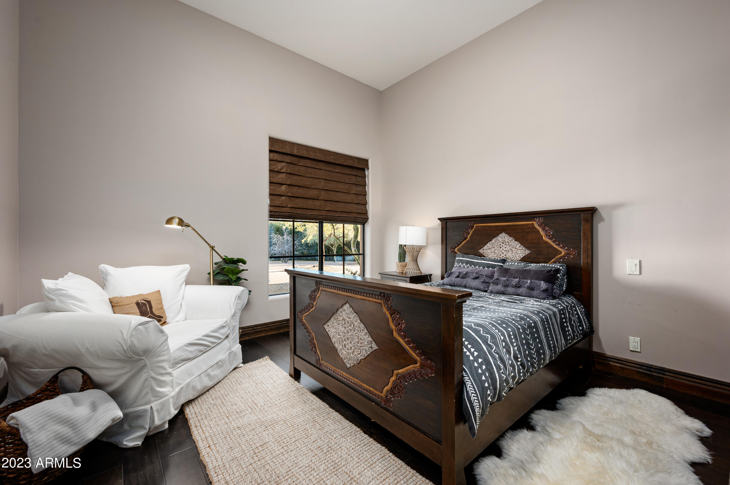 PINNACLE PARADISE - Residential