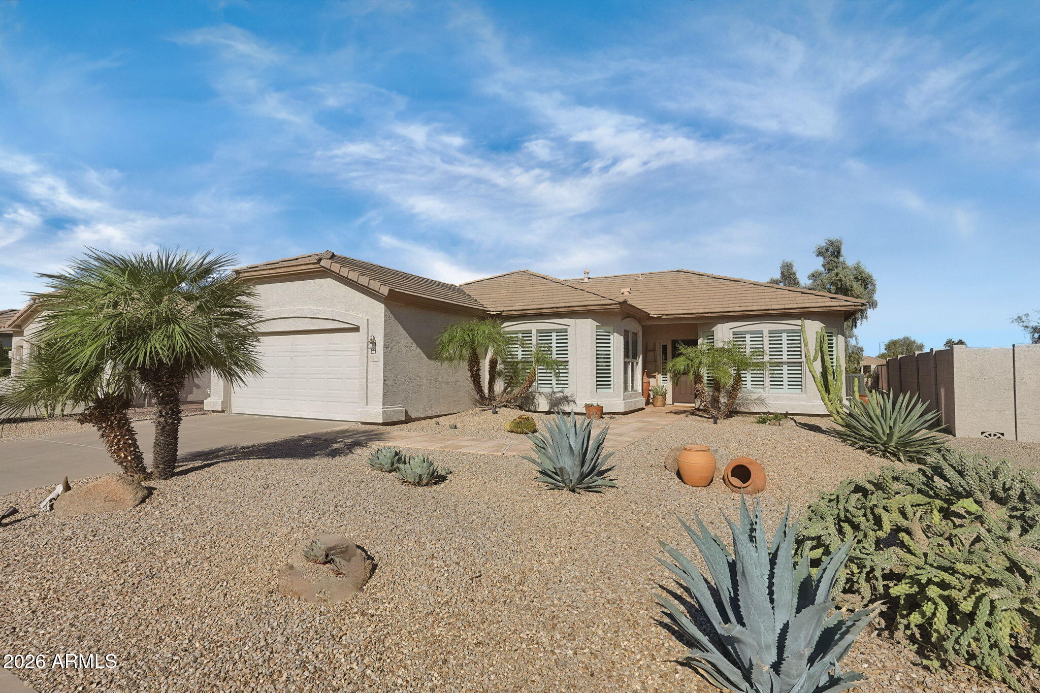 3918 E HAZELTINE Way