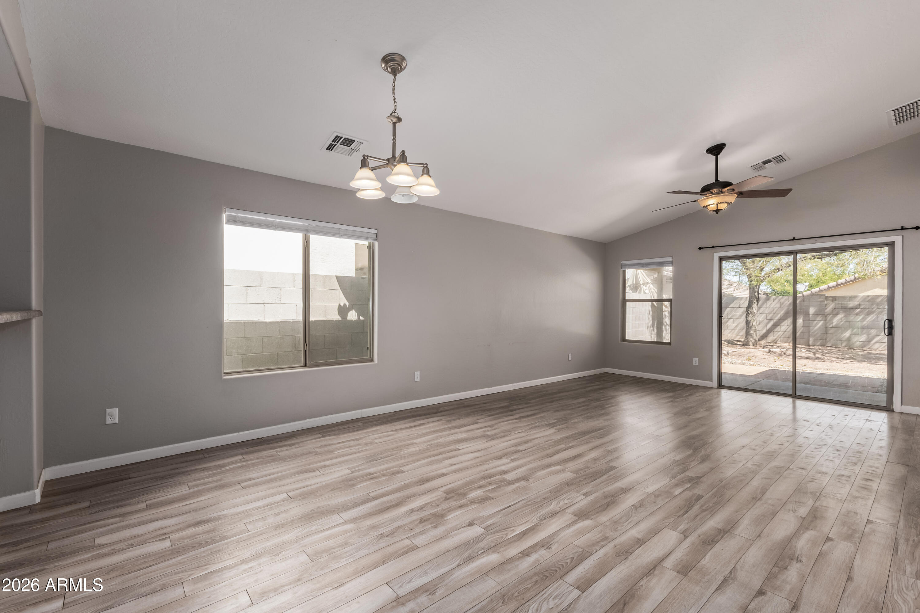 1868 W DESERT SEASONS Drive