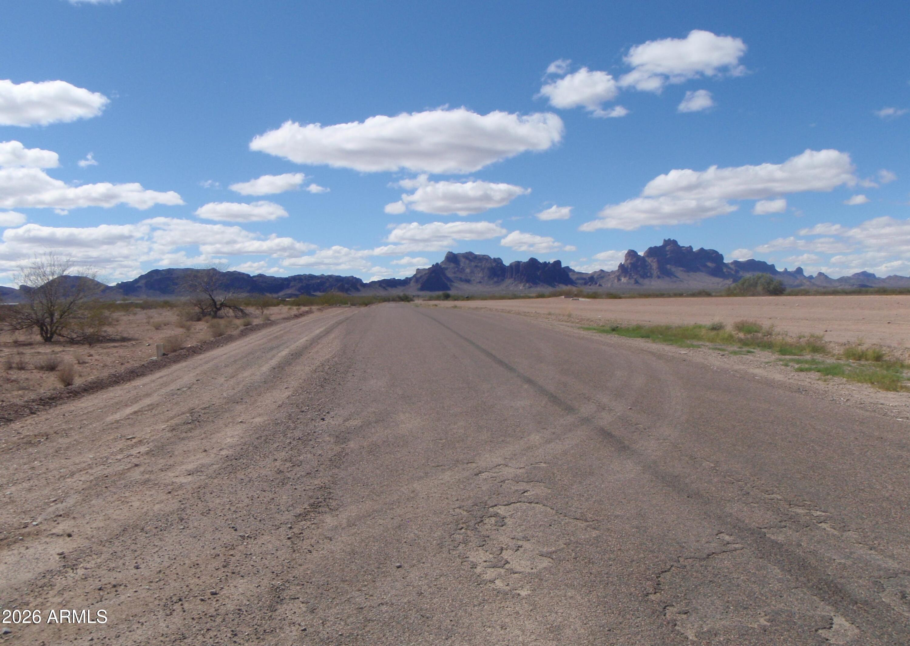 HARQUAHALA RANCHES UNIT 1 - Land
