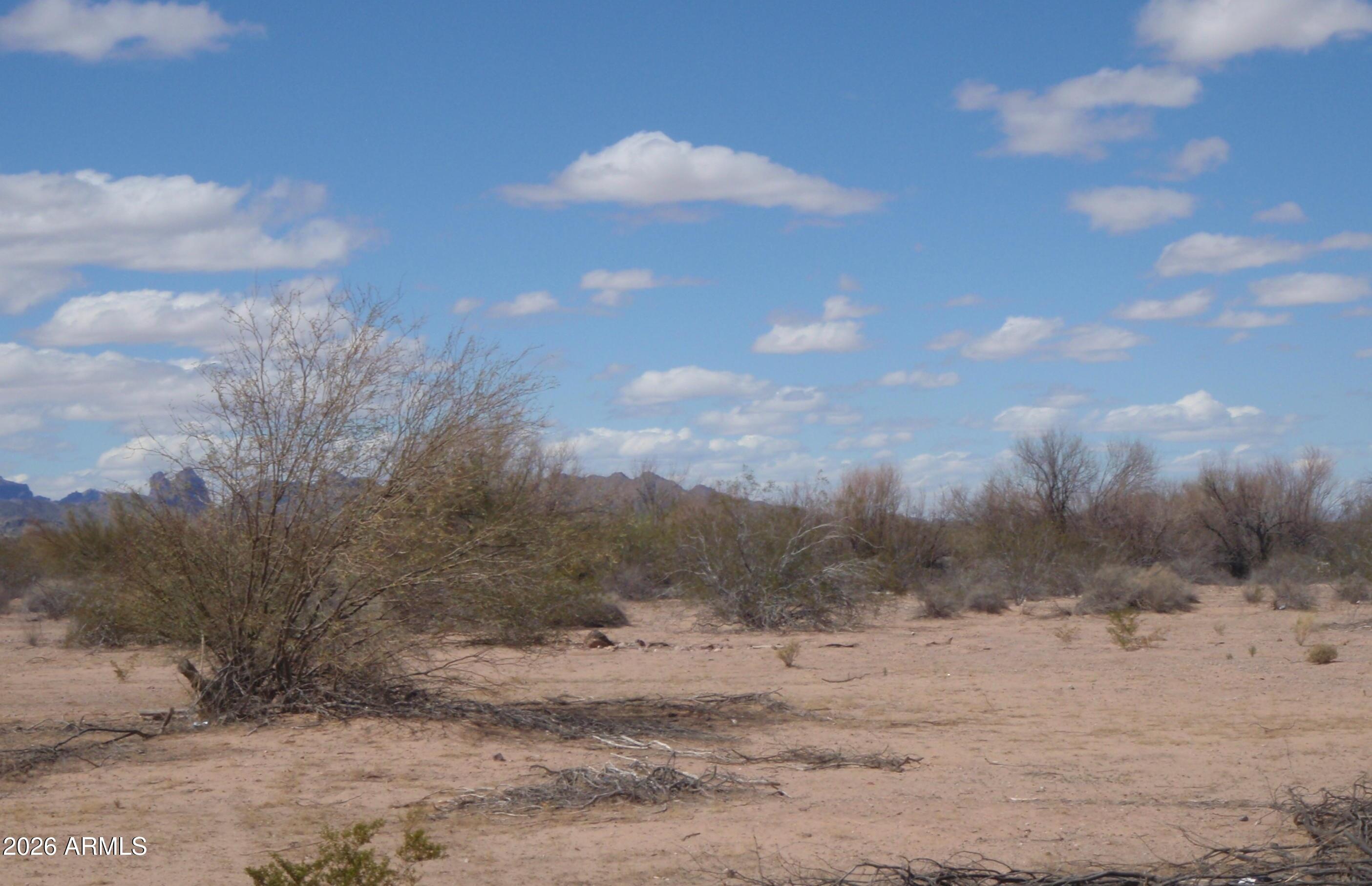 HARQUAHALA RANCHES UNIT 1 - Land
