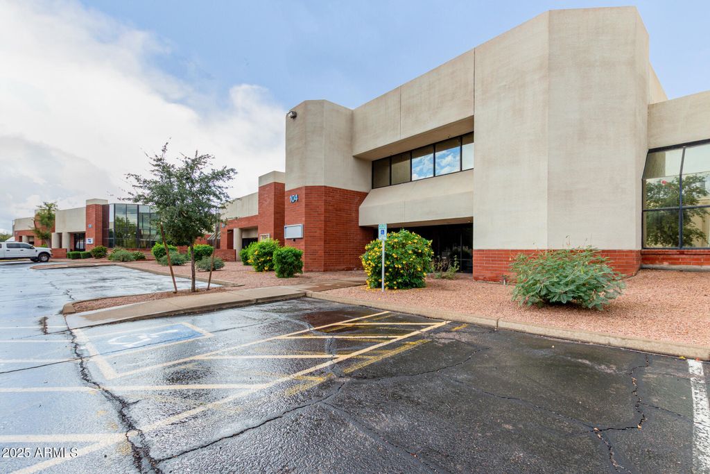 Photo of 104 S 54th Street, Chandler, AZ 85226 (MLS # 6969986)