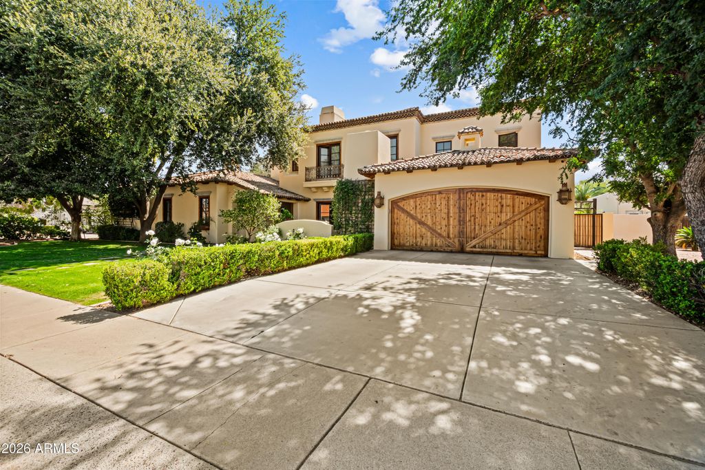 Photo of 8131 E Appaloosa Trail, Scottsdale, AZ 85258 (MLS # 6996024)