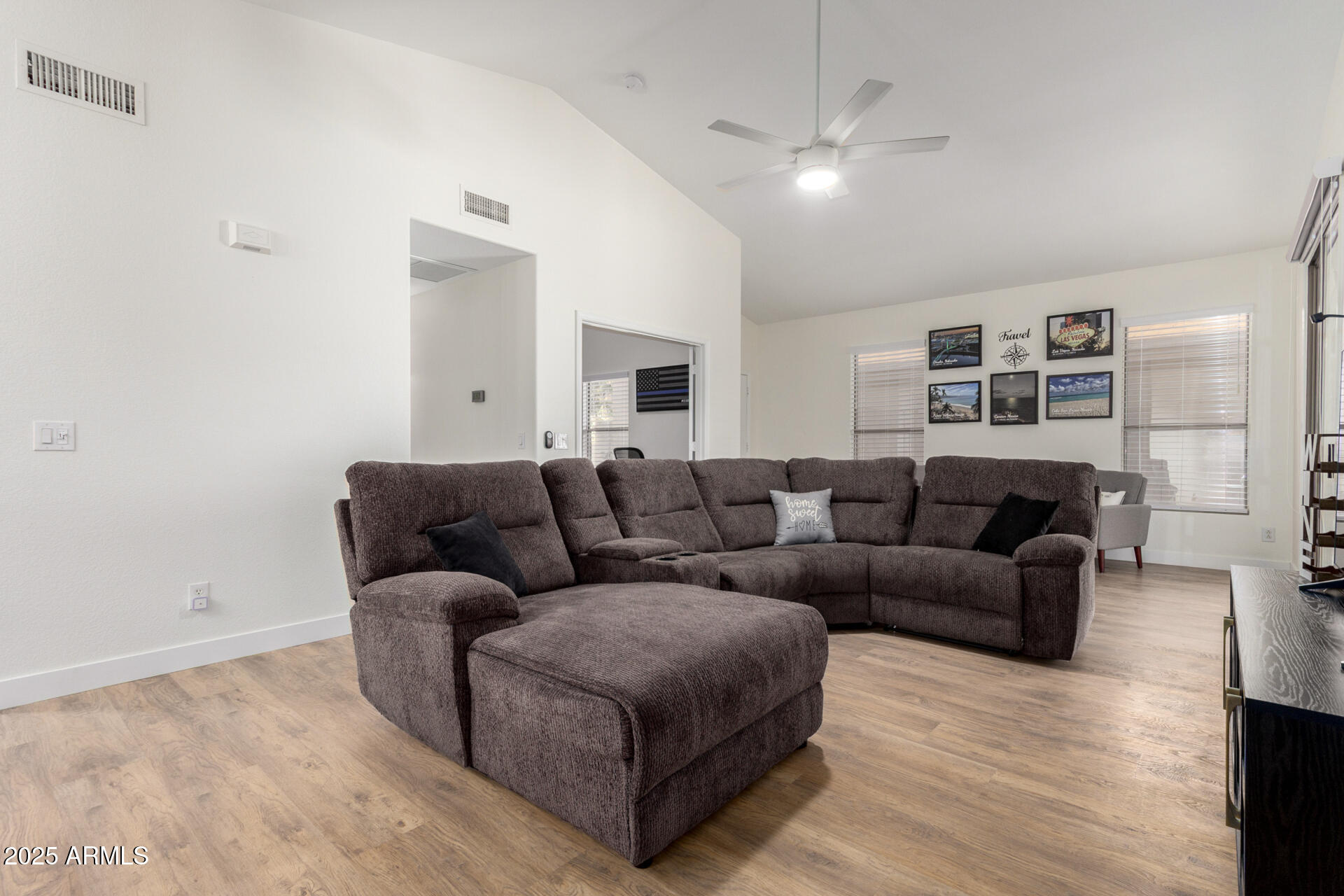 533 E KYLE Court
