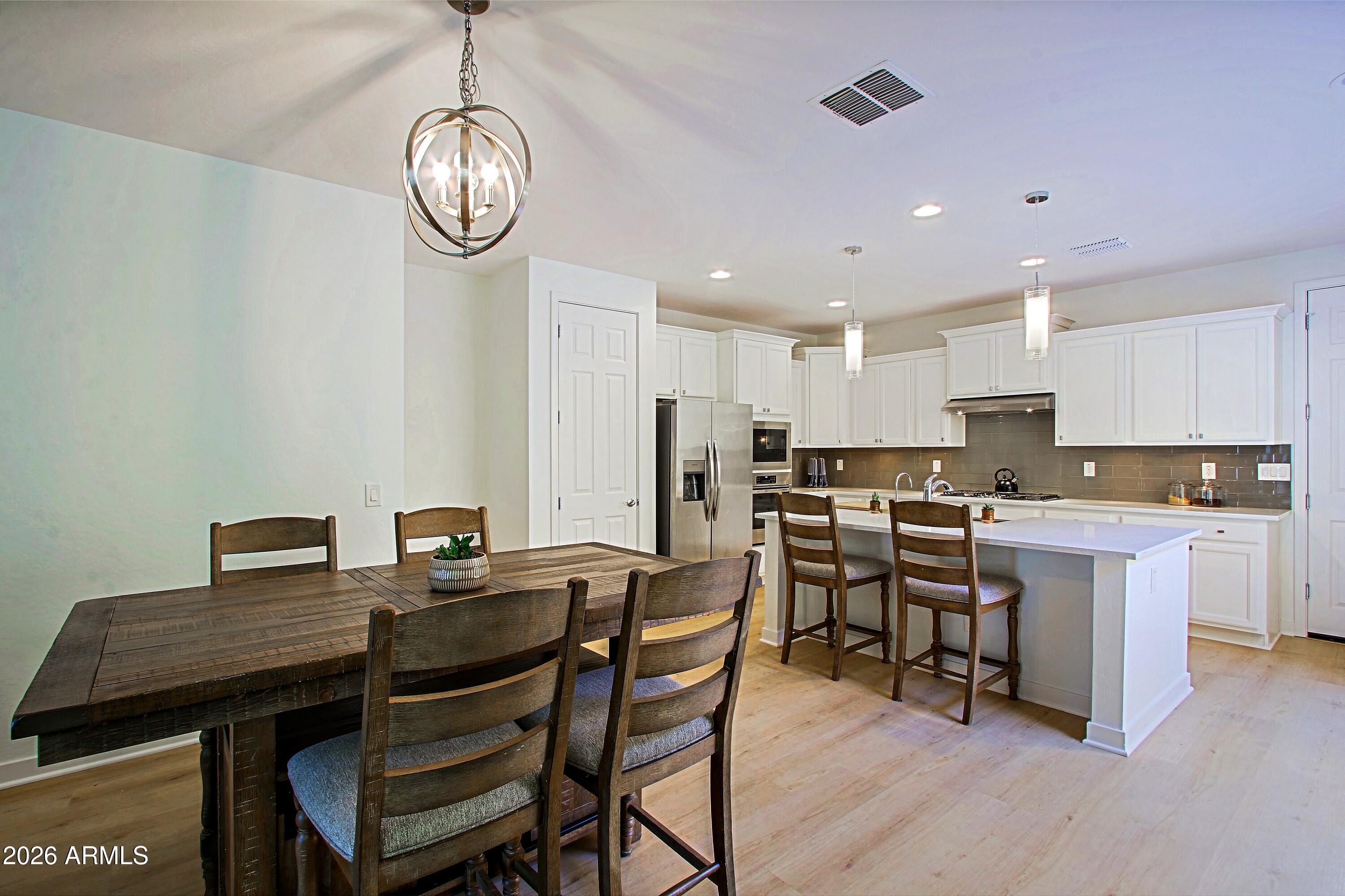 3842 E PERKINSVILLE Street