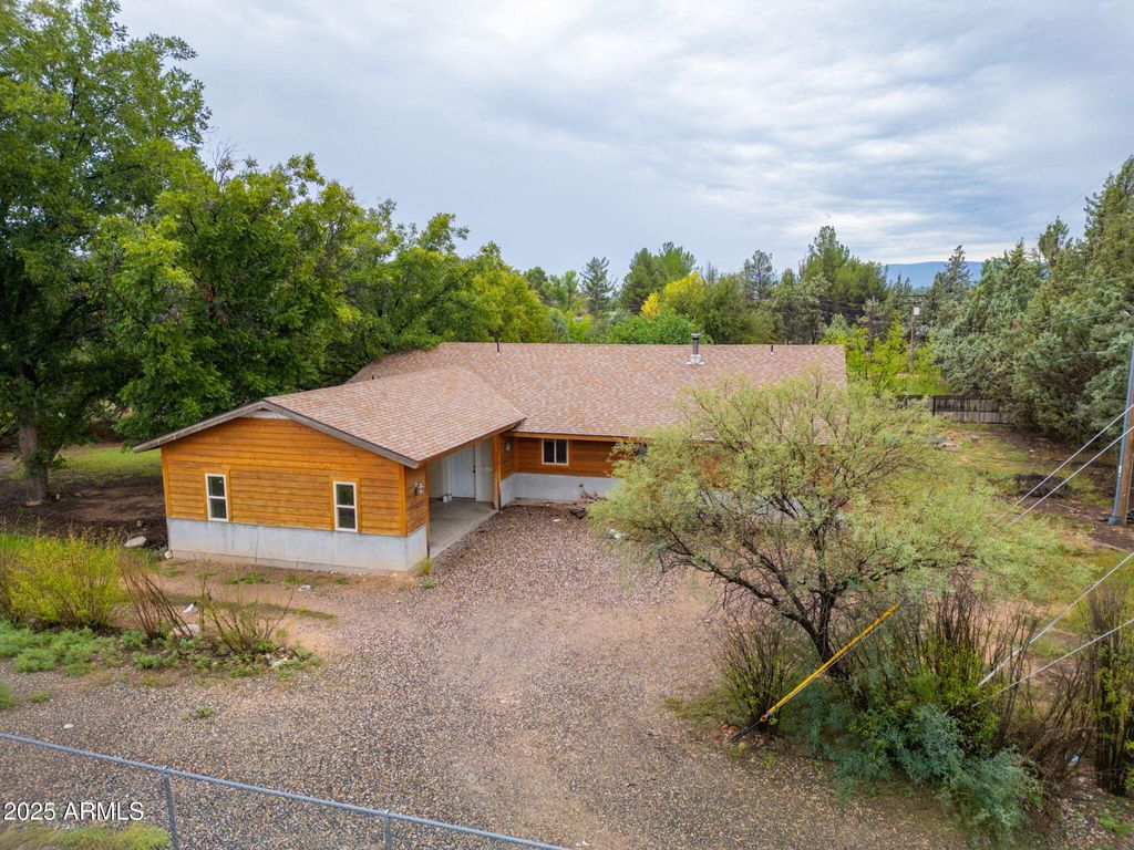 Photo of 4700 E Zalesky Road, Cottonwood, AZ 86326 (MLS # 6934675)