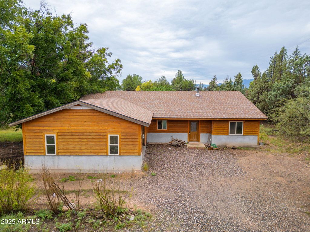 Photo of 4700 E Zalesky Road, Cottonwood, AZ 86326 (MLS # 6934675)