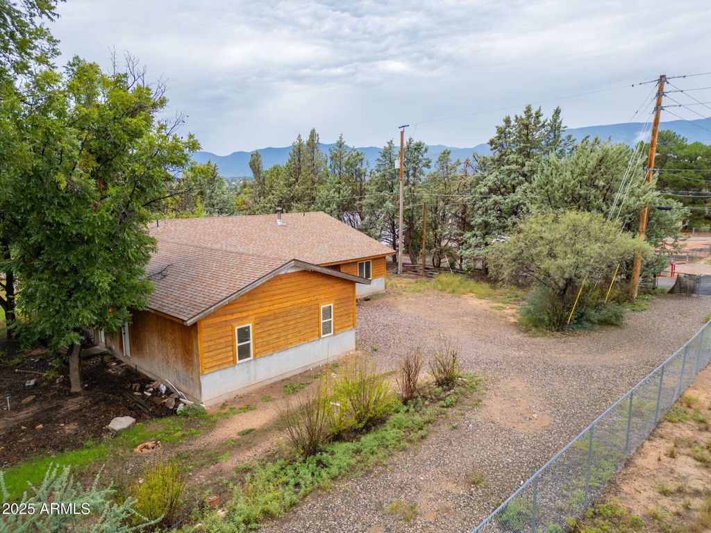 Photo of 4700 E Zalesky Road, Cottonwood, AZ 86326 (MLS # 6934675)