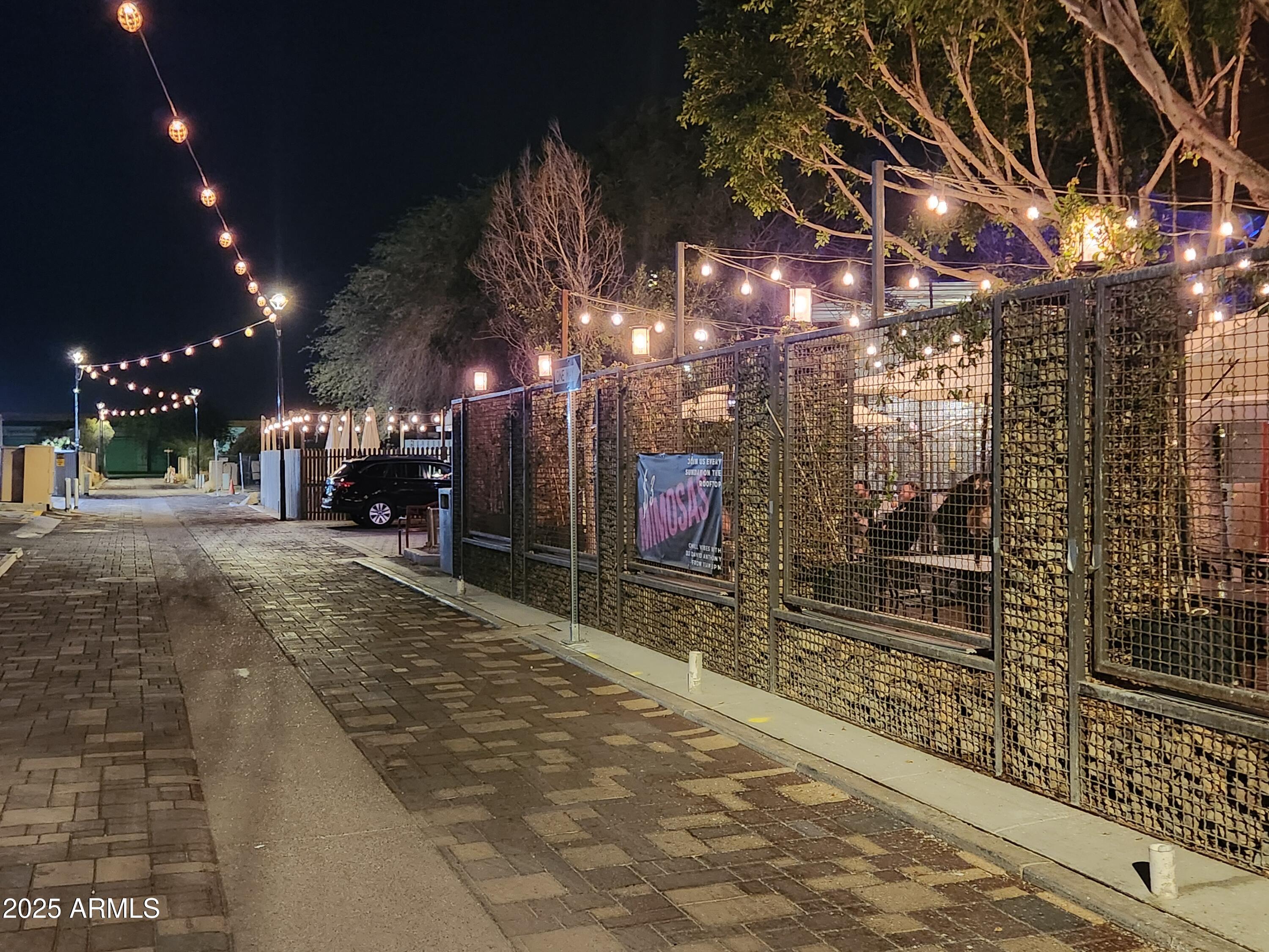 299 S OREGON Street 3