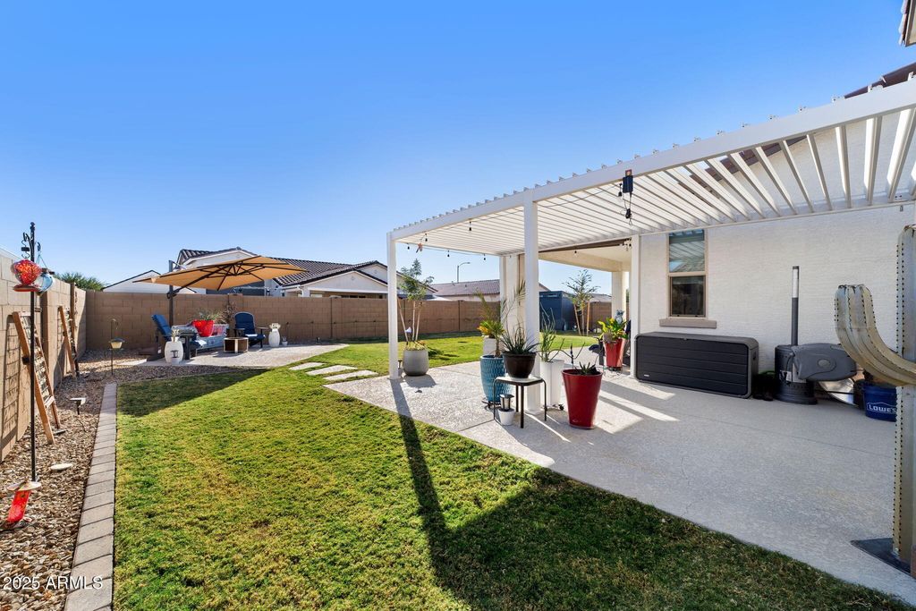 Photo of 2049 E Entoro Drive, Casa Grande, AZ 85122 (MLS # 6955112)