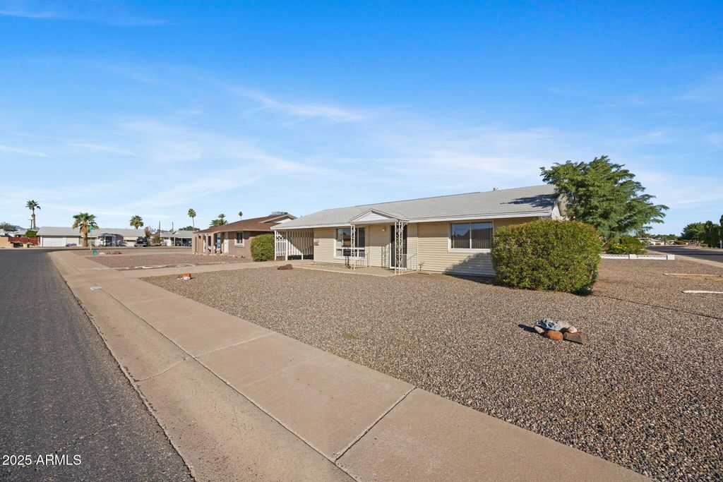 Photo of 11002 W Greer Avenue, Sun City, AZ 85351 (MLS # 6943124)