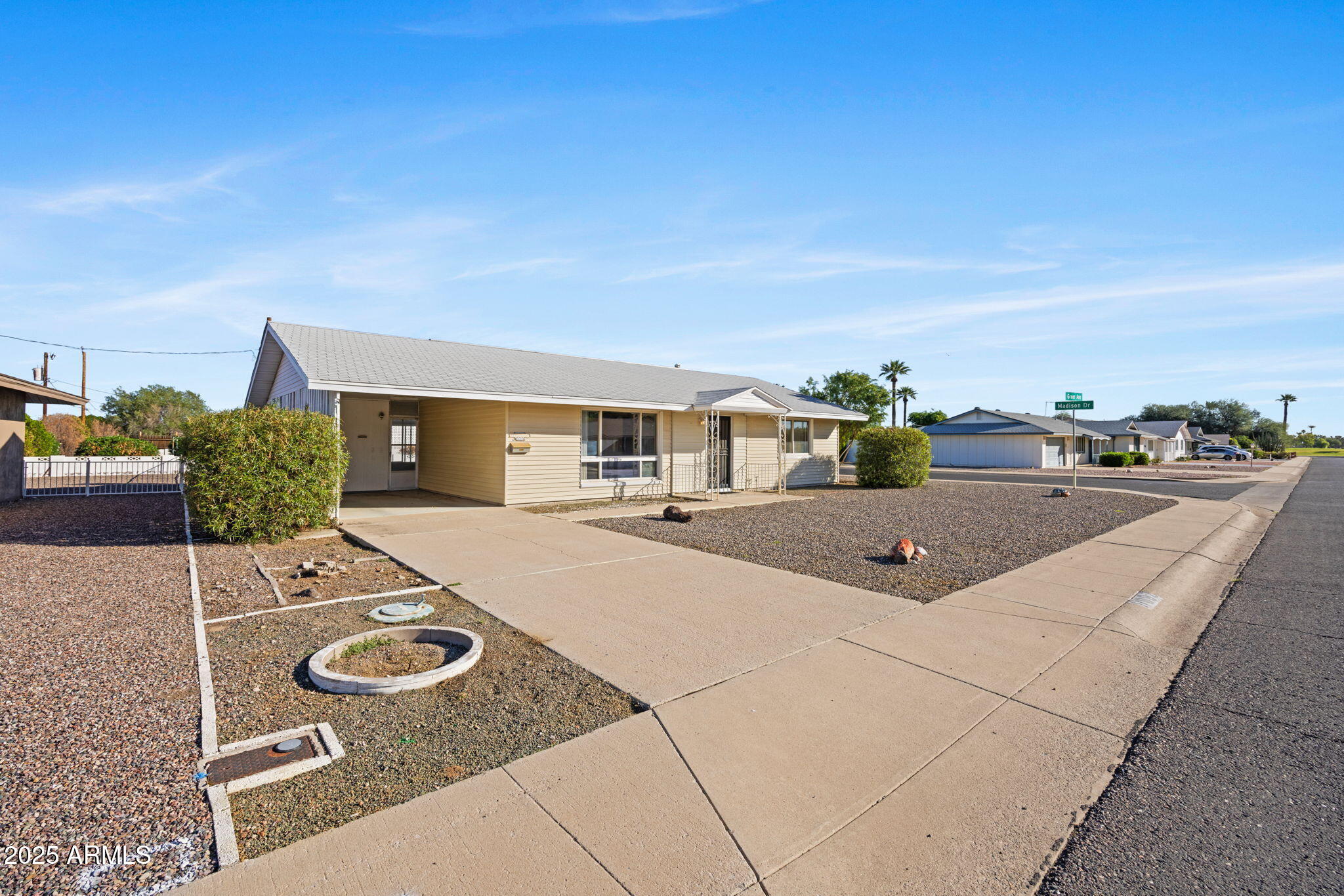 11002 W GREER Avenue