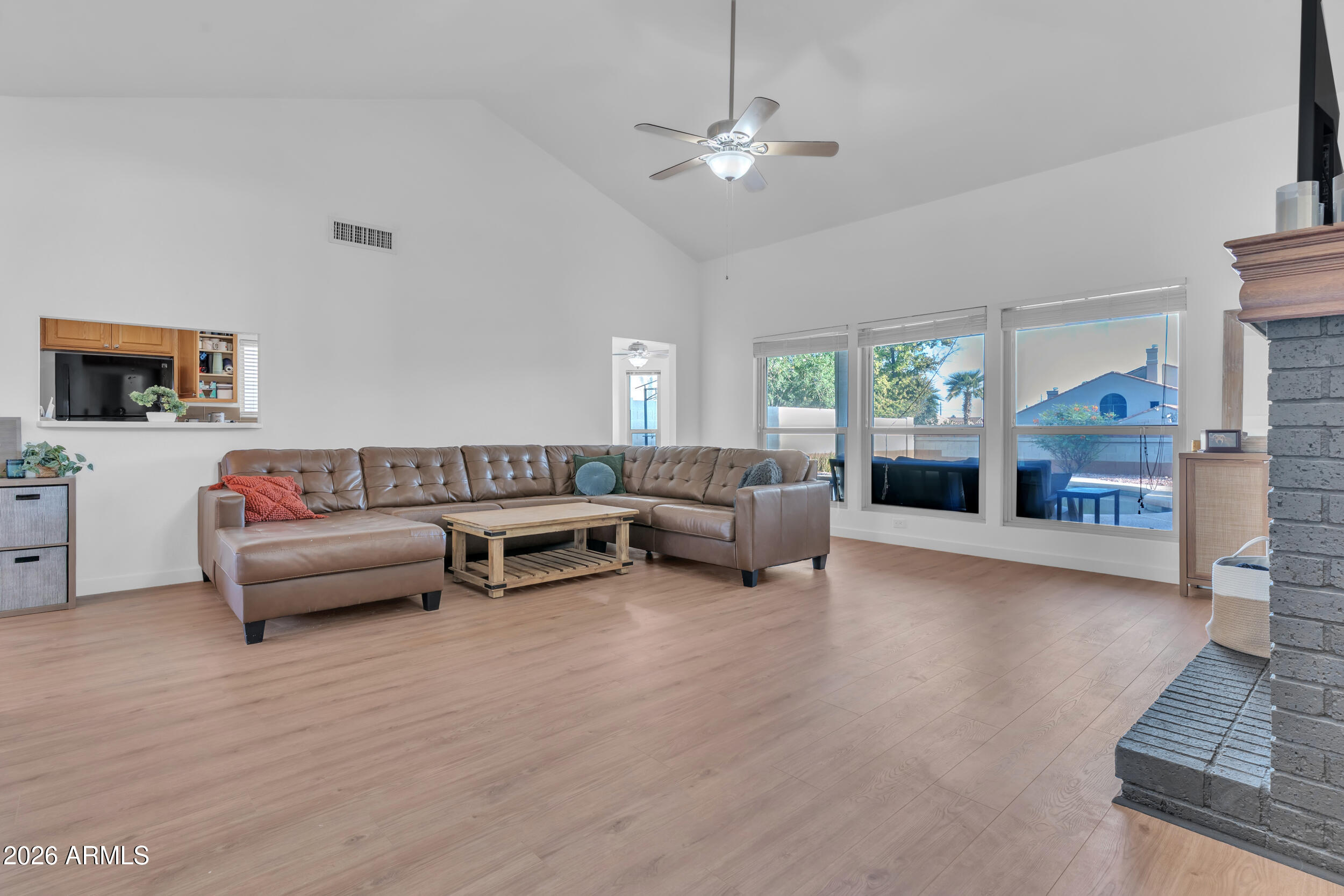 3925 E WILDWOOD Drive