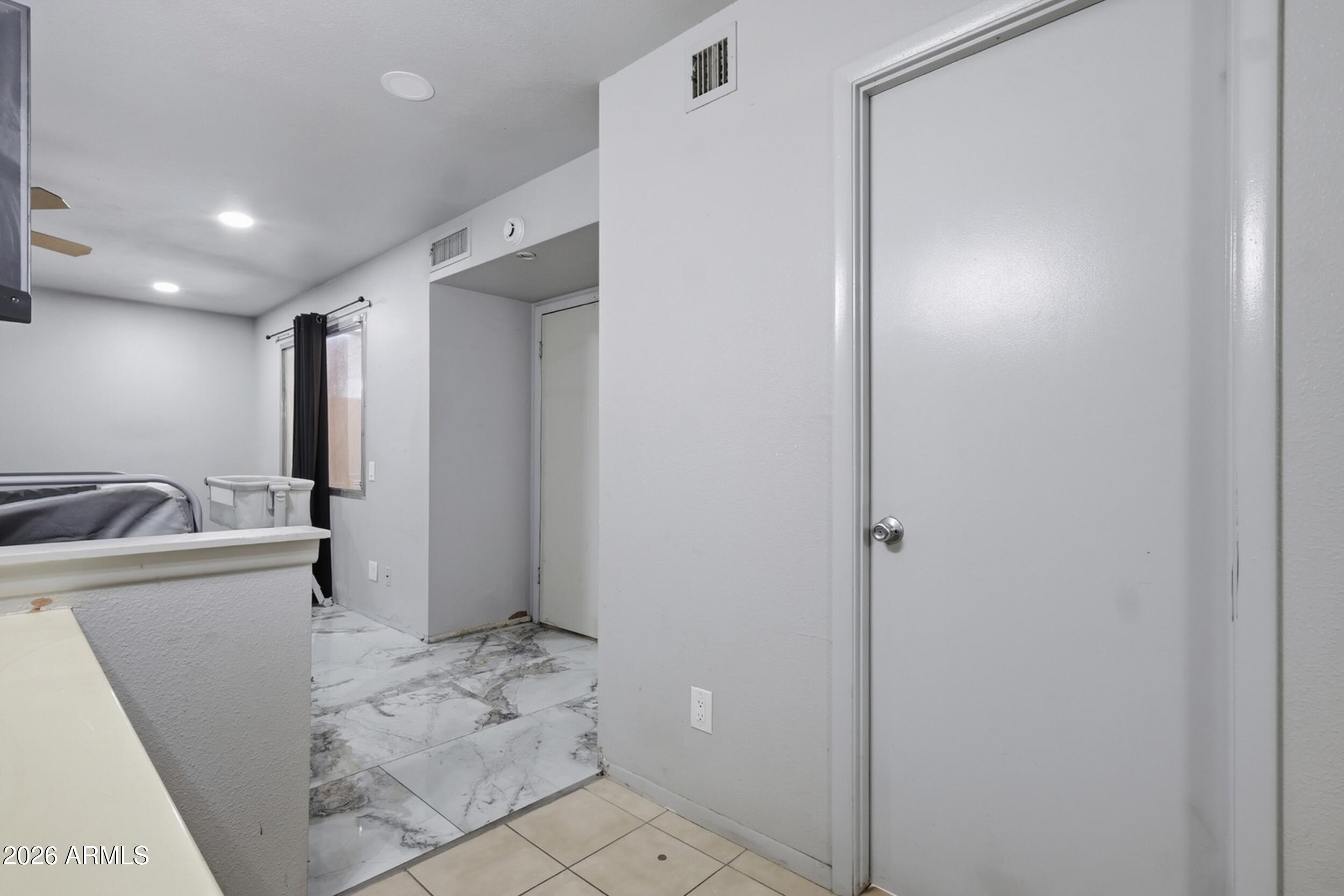 3224 W ECHO Lane