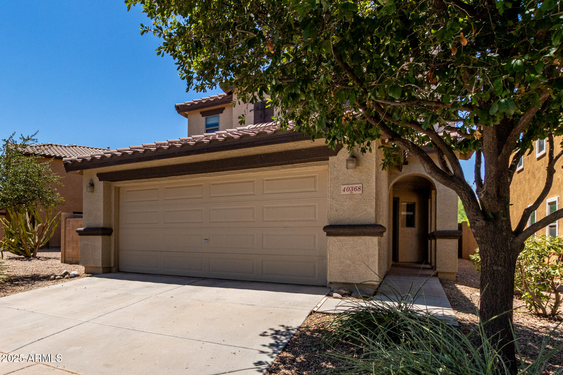 40368 W PEGGY Court