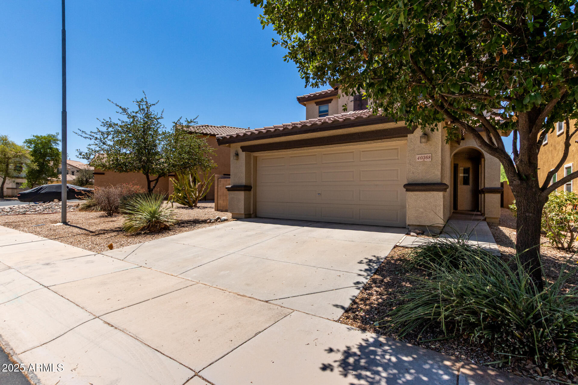 40368 W PEGGY Court