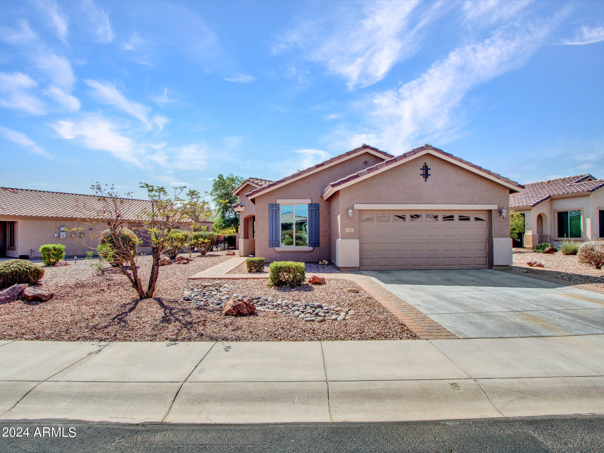 Buckeye, Arizona 85326, United States, 2 Bedrooms Bedrooms, ,2 BathroomsBathrooms,Residential,Pending,39994