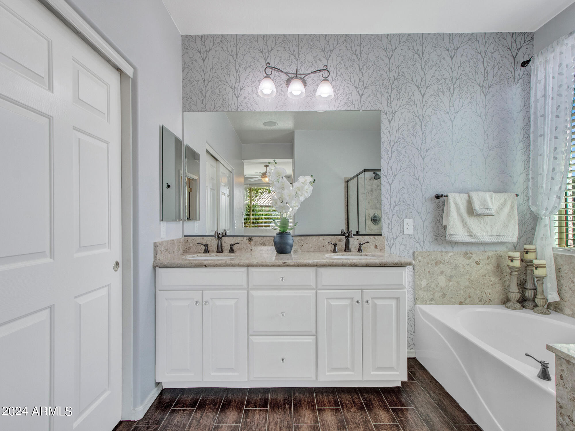 Buckeye, Arizona 85326, United States, 2 Bedrooms Bedrooms, ,2 BathroomsBathrooms,Residential,Pending,39994