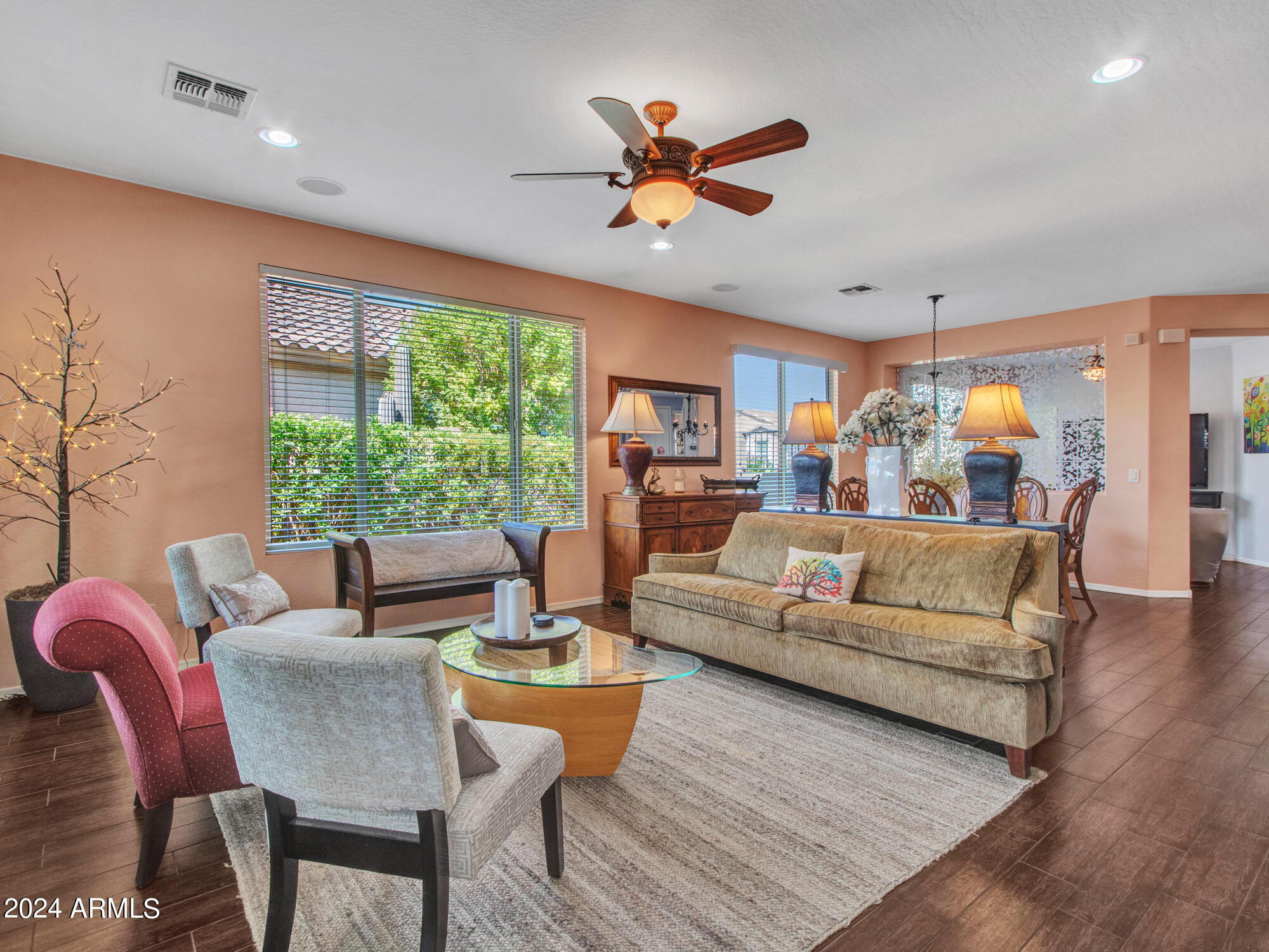 Buckeye, Arizona 85326, United States, 2 Bedrooms Bedrooms, ,2 BathroomsBathrooms,Residential,Pending,39994