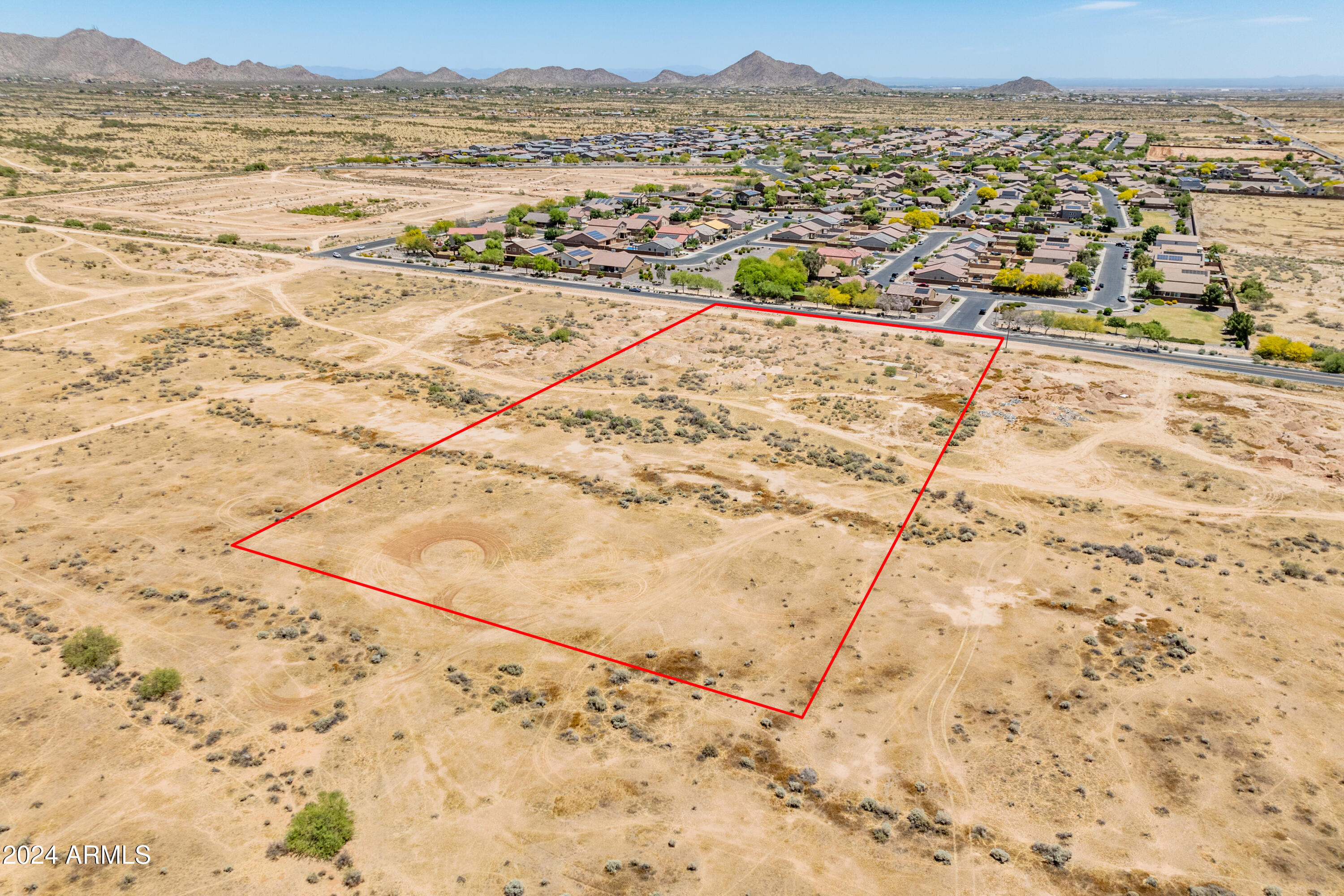 2863 N PEART Road -