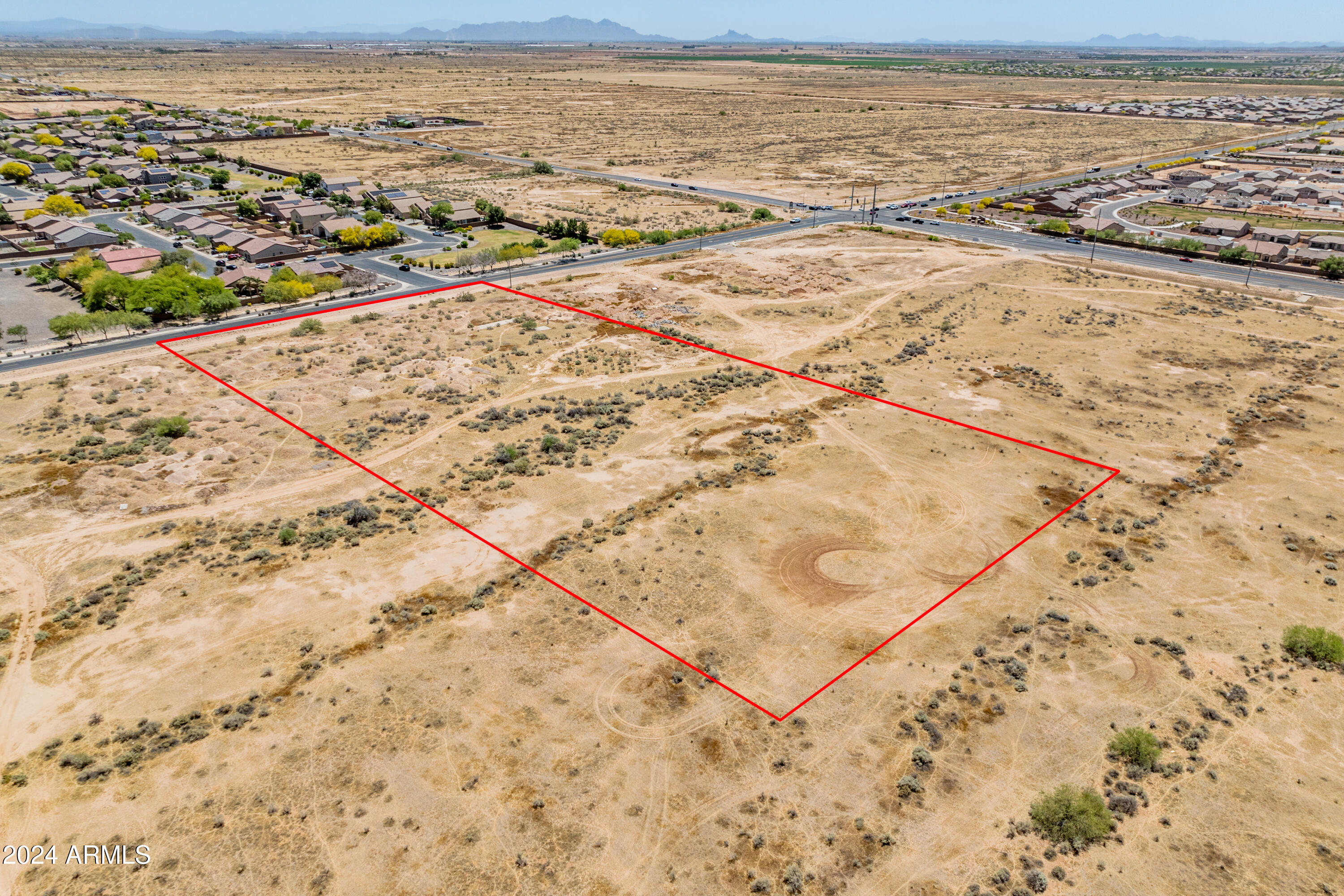 2863 N PEART Road -