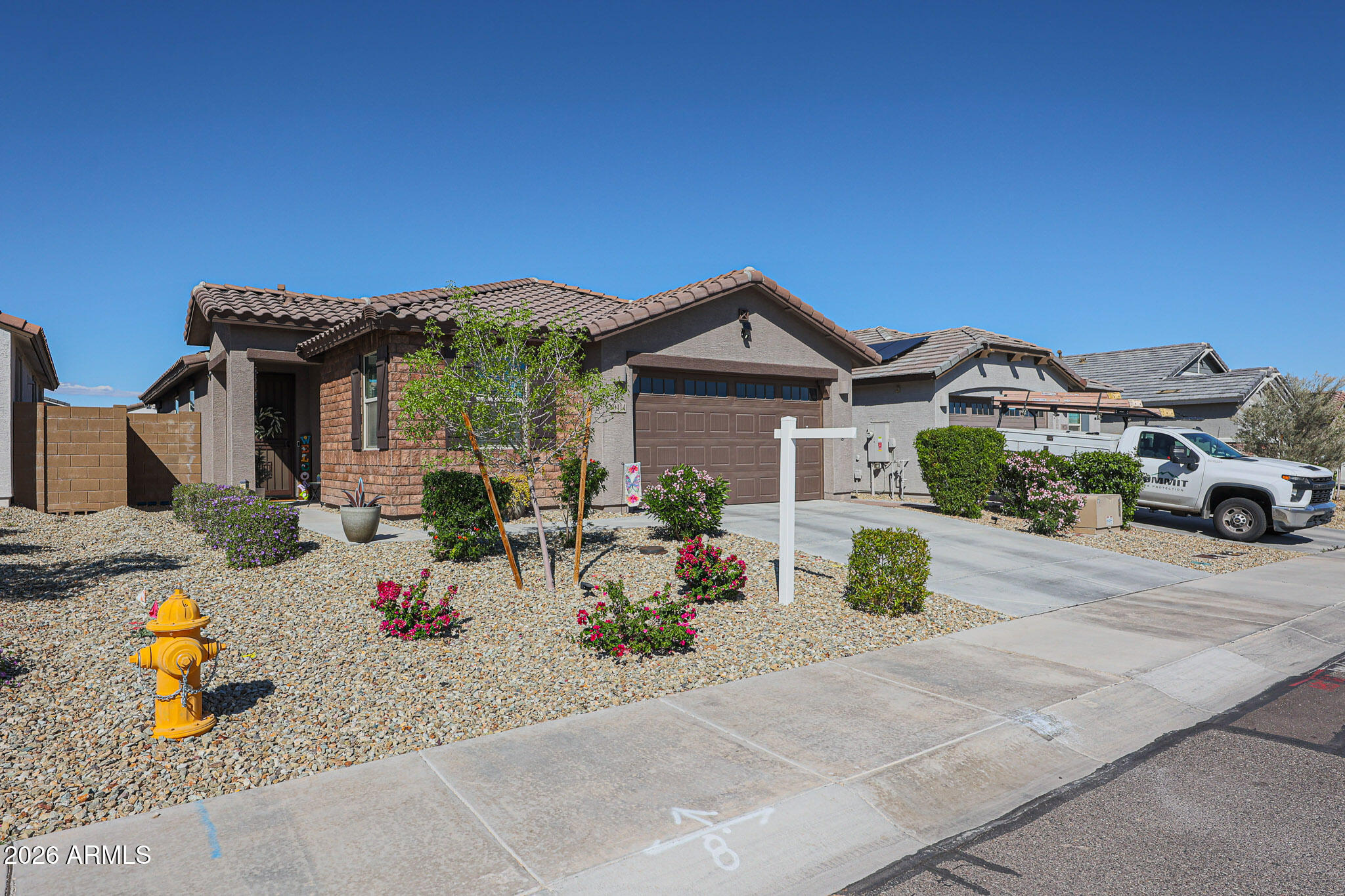 19414 W HIGHLAND Avenue